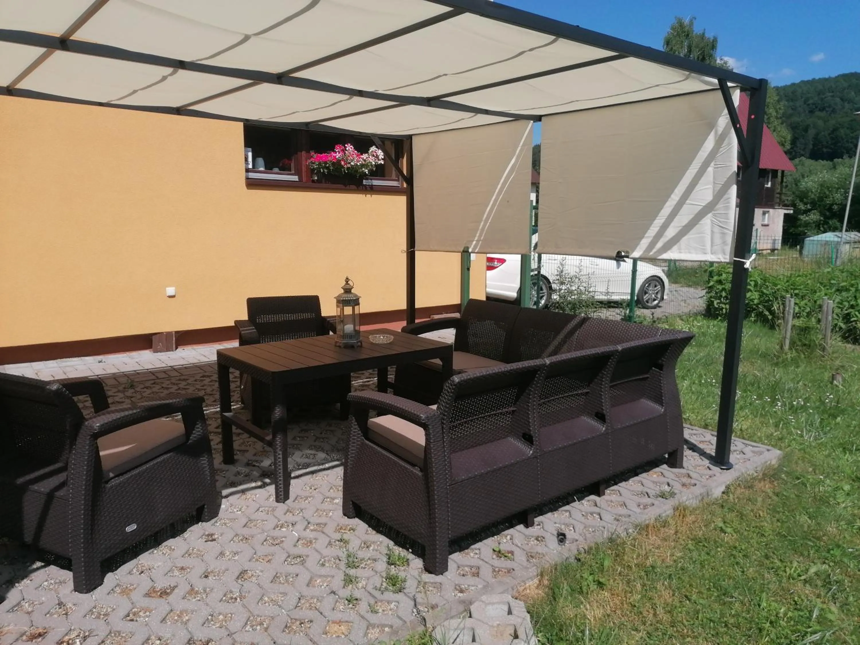 Property building in Willa Salamandra