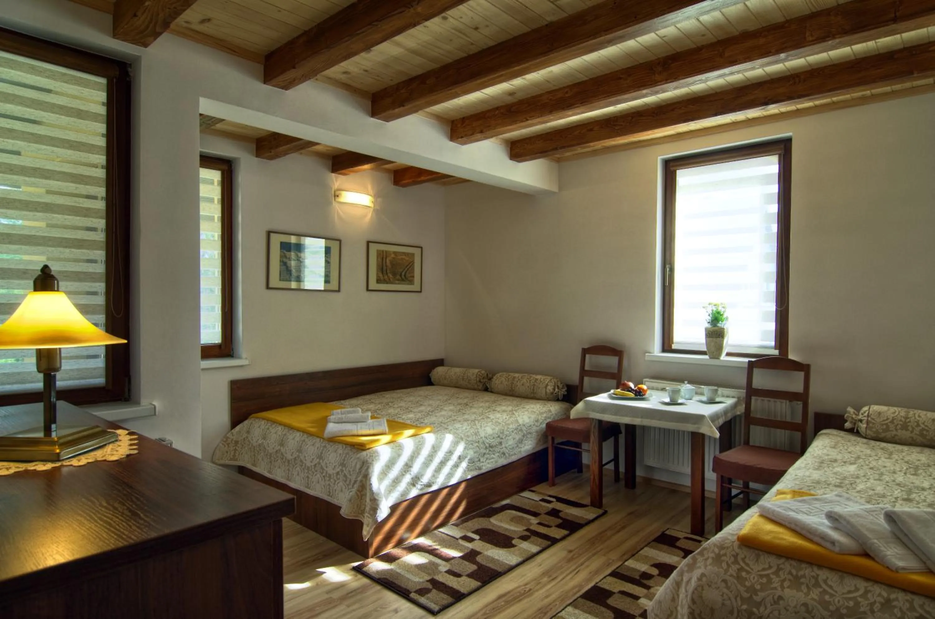 Photo of the whole room in Willa Salamandra