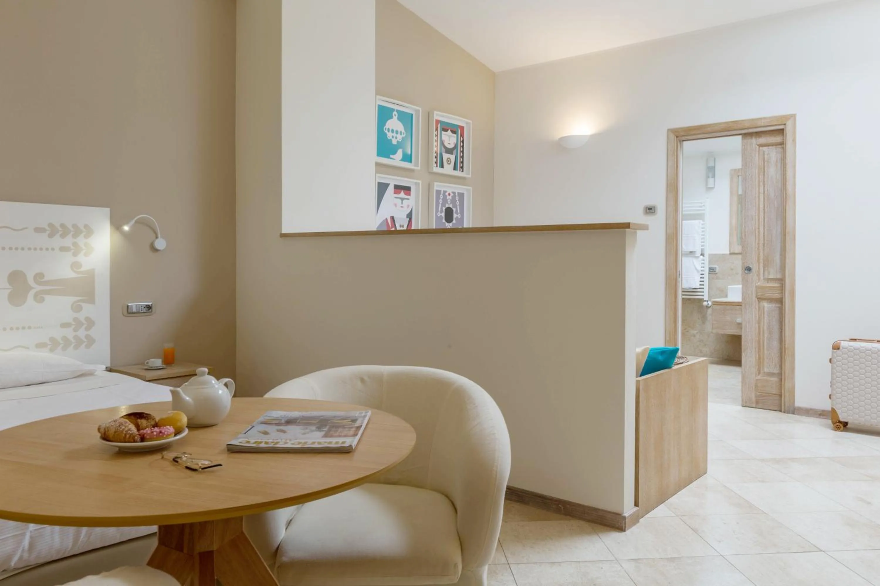 Photo of the whole room, Bed in Hotel Domomea