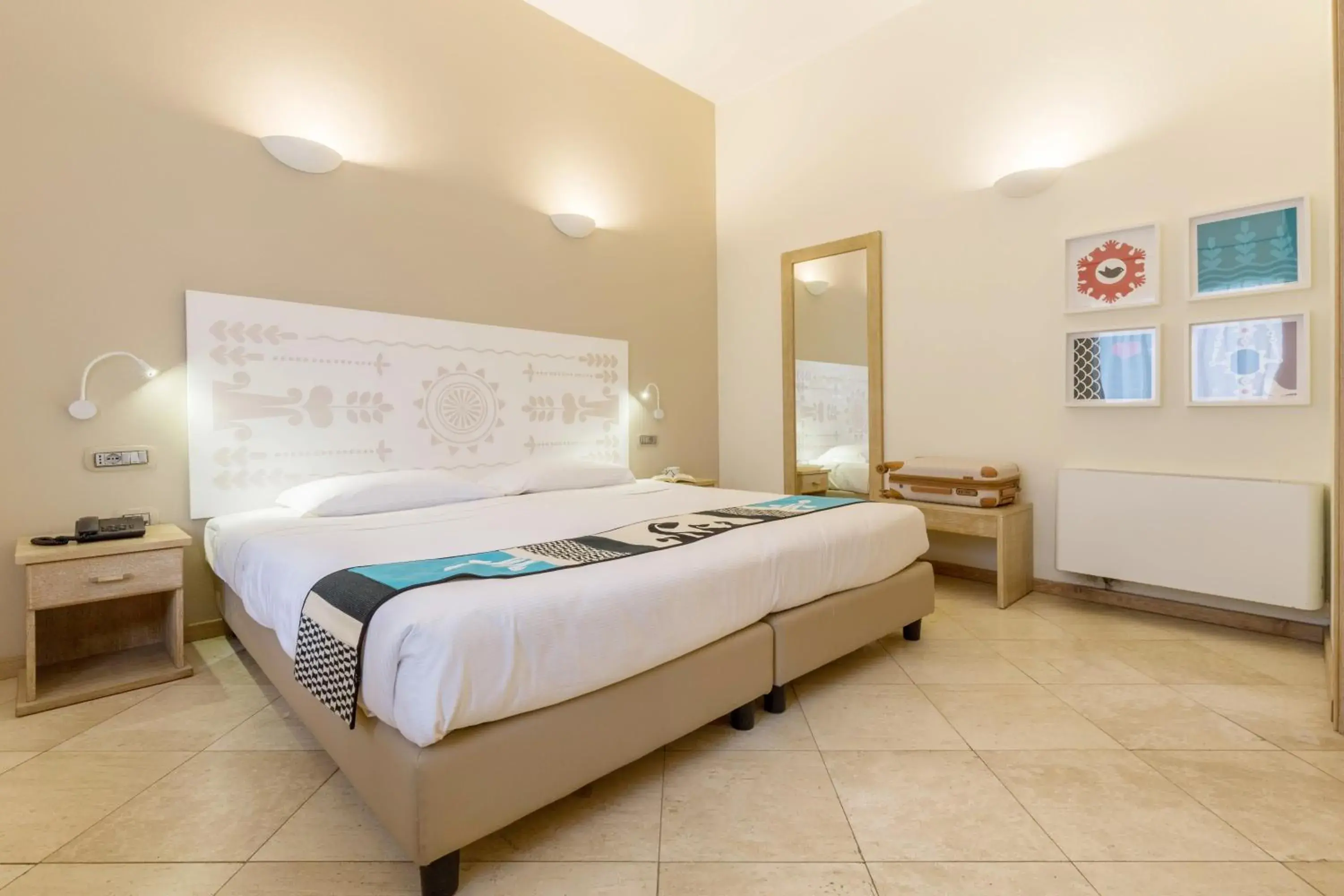 Double or Twin Room - Disability Access in Hotel Domomea Double or Twin Room - Disability Access in Hotel Domomea