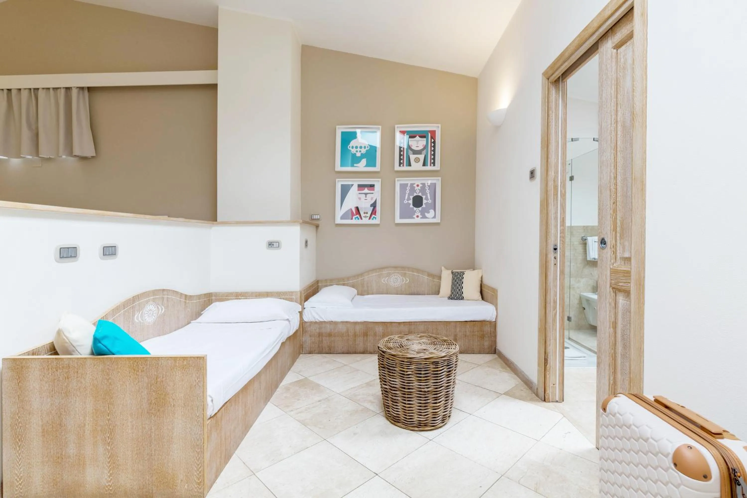 Photo of the whole room, Bed in Hotel Domomea