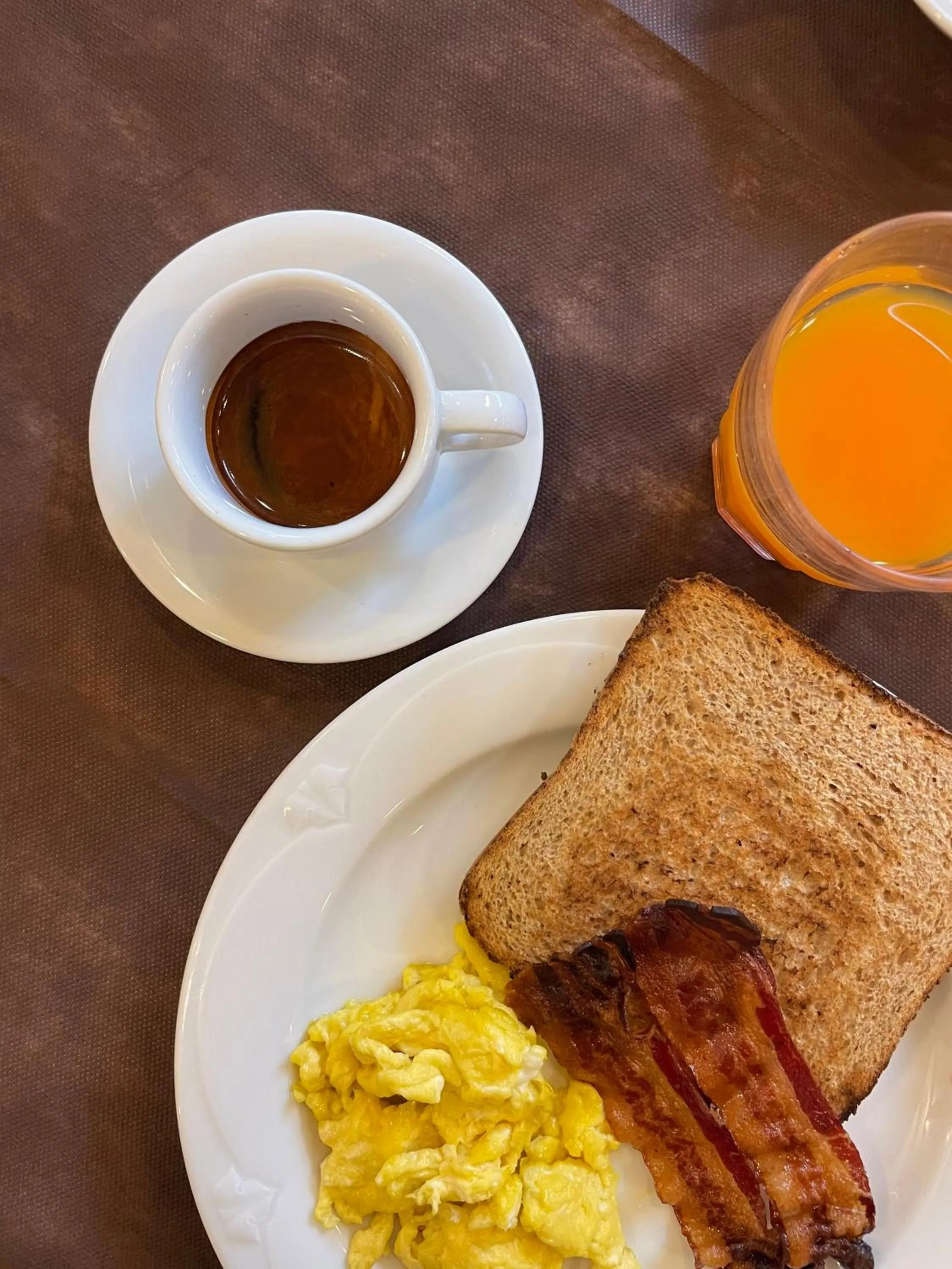 Breakfast in Hotel Domomea