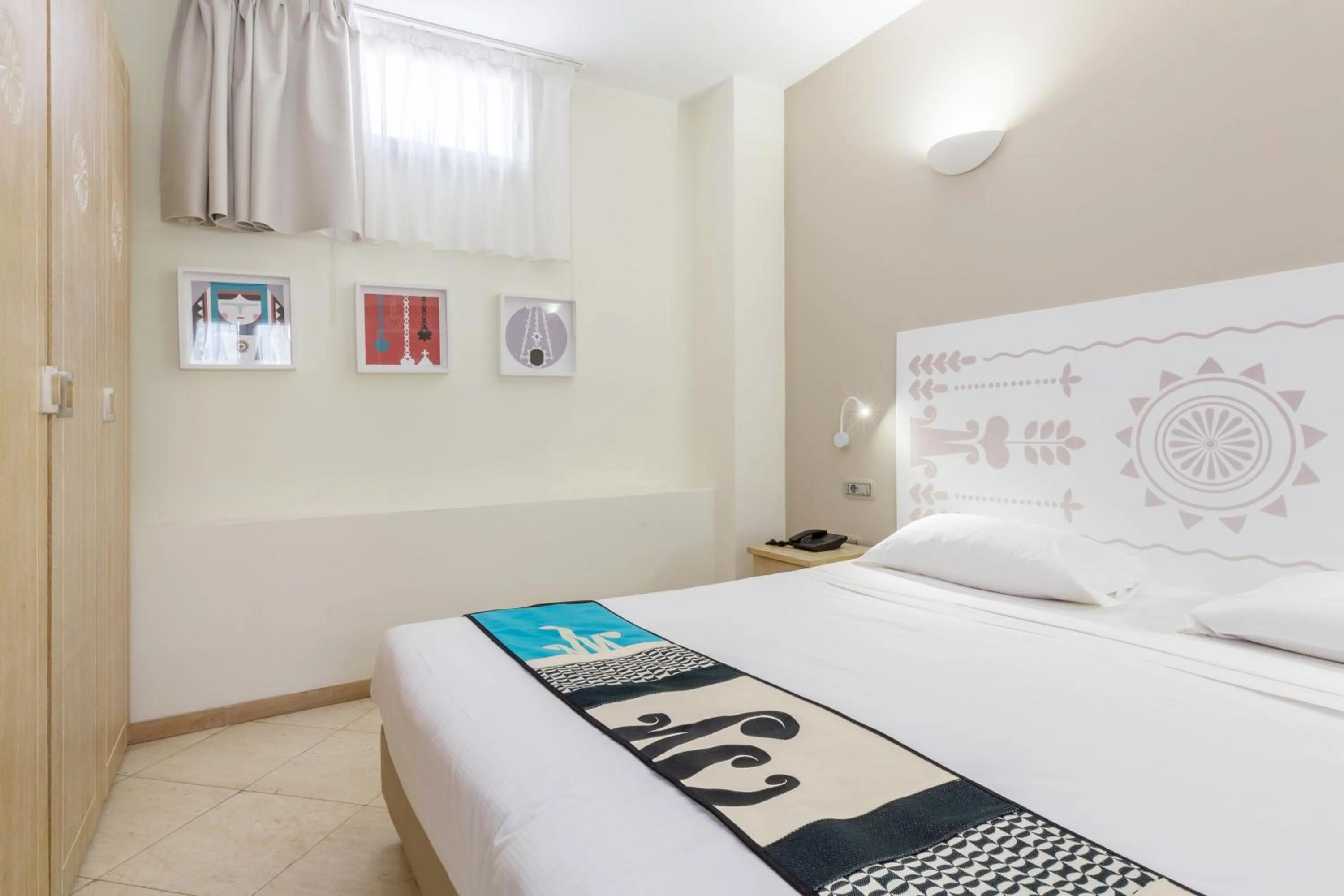 Bed in Hotel Domomea