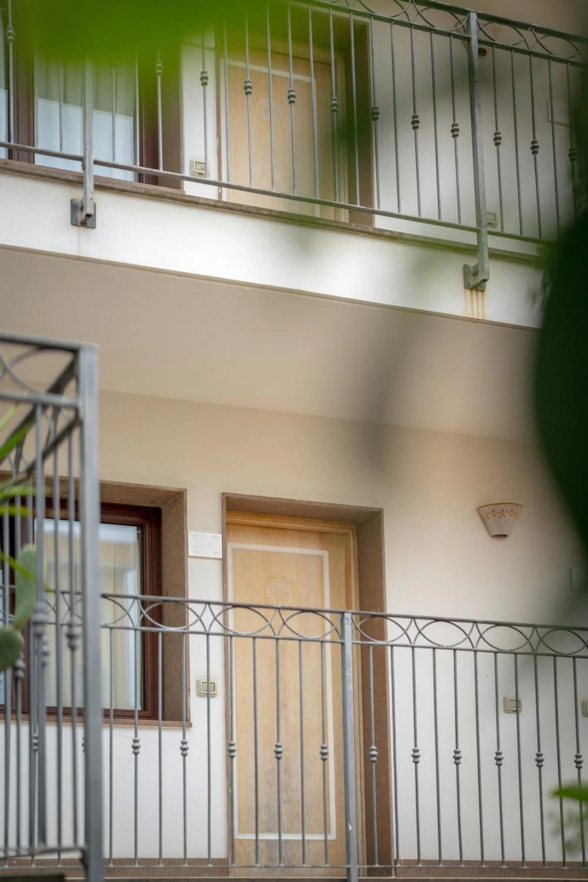 Property building in Hotel Domomea