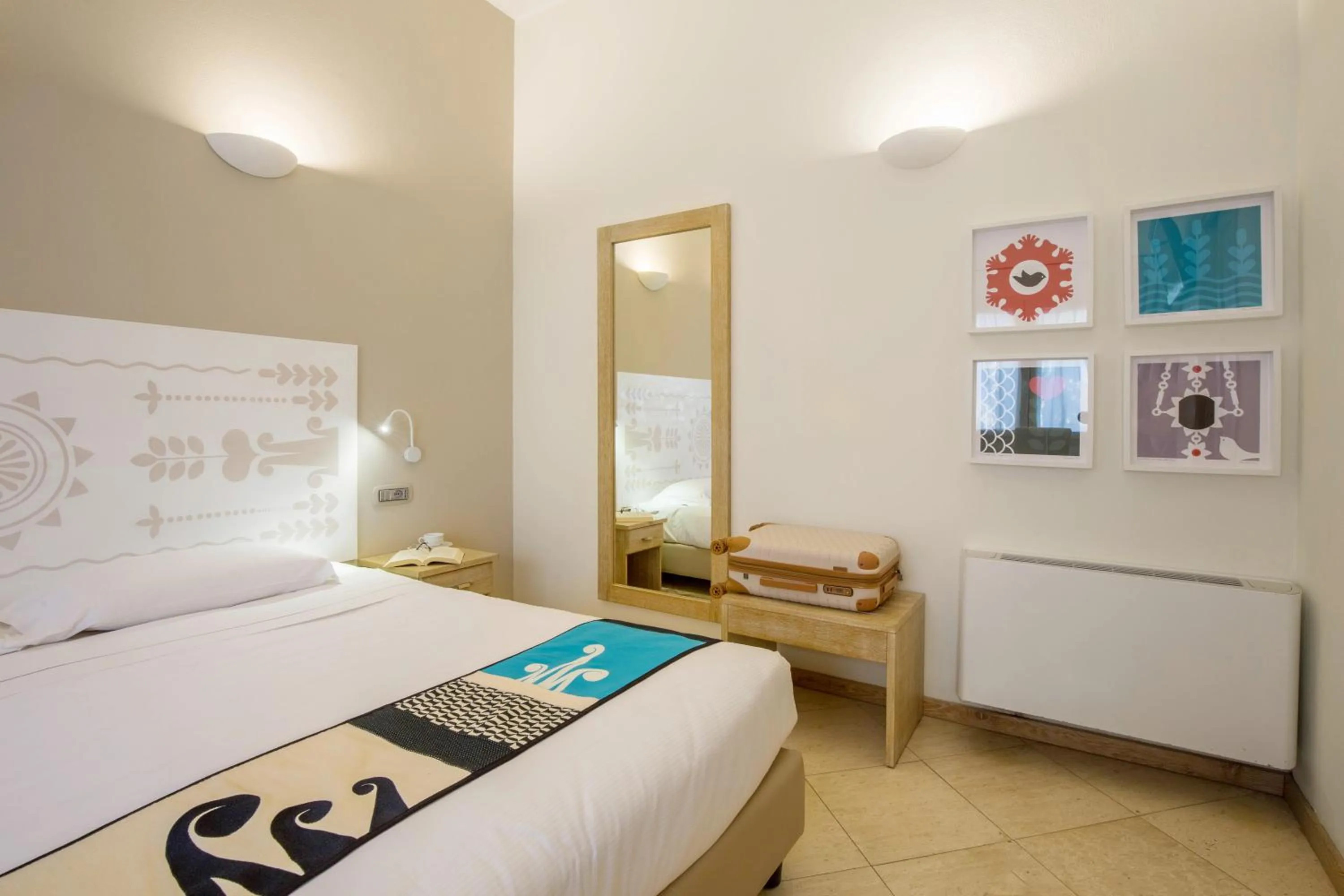 Photo of the whole room, Bed in Hotel Domomea