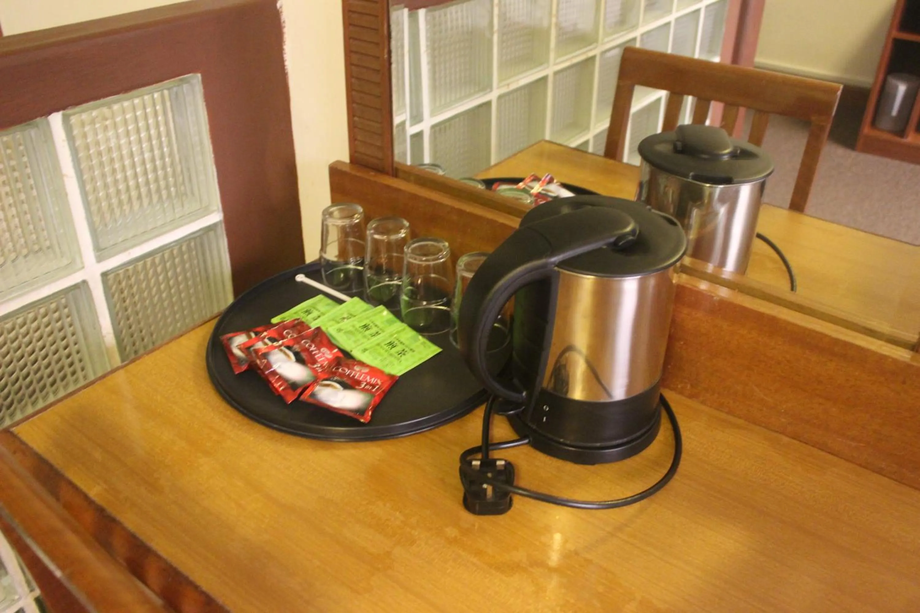 Coffee/tea facilities in Hotel Supreme