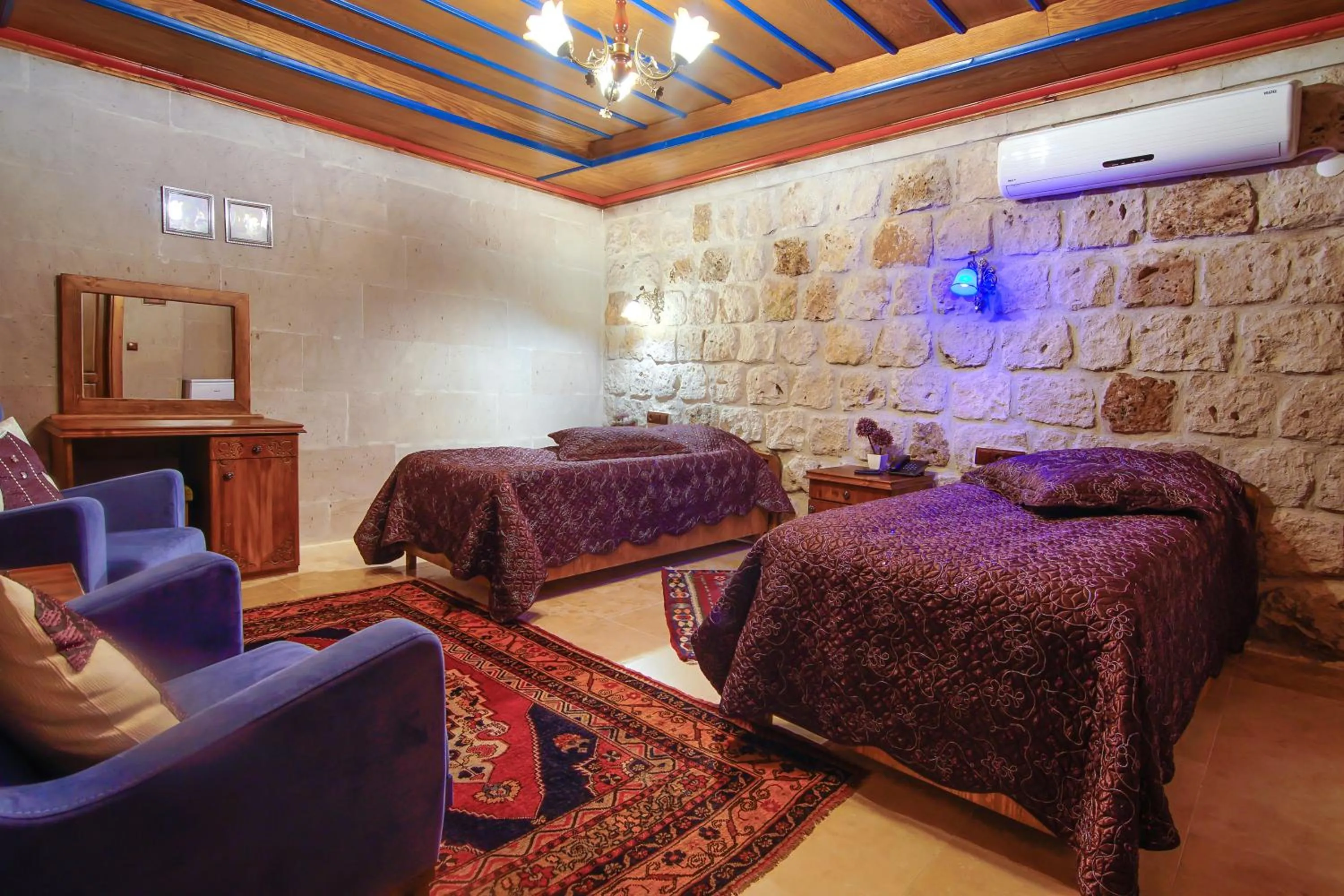 Bed in Guzide Cave Hotel