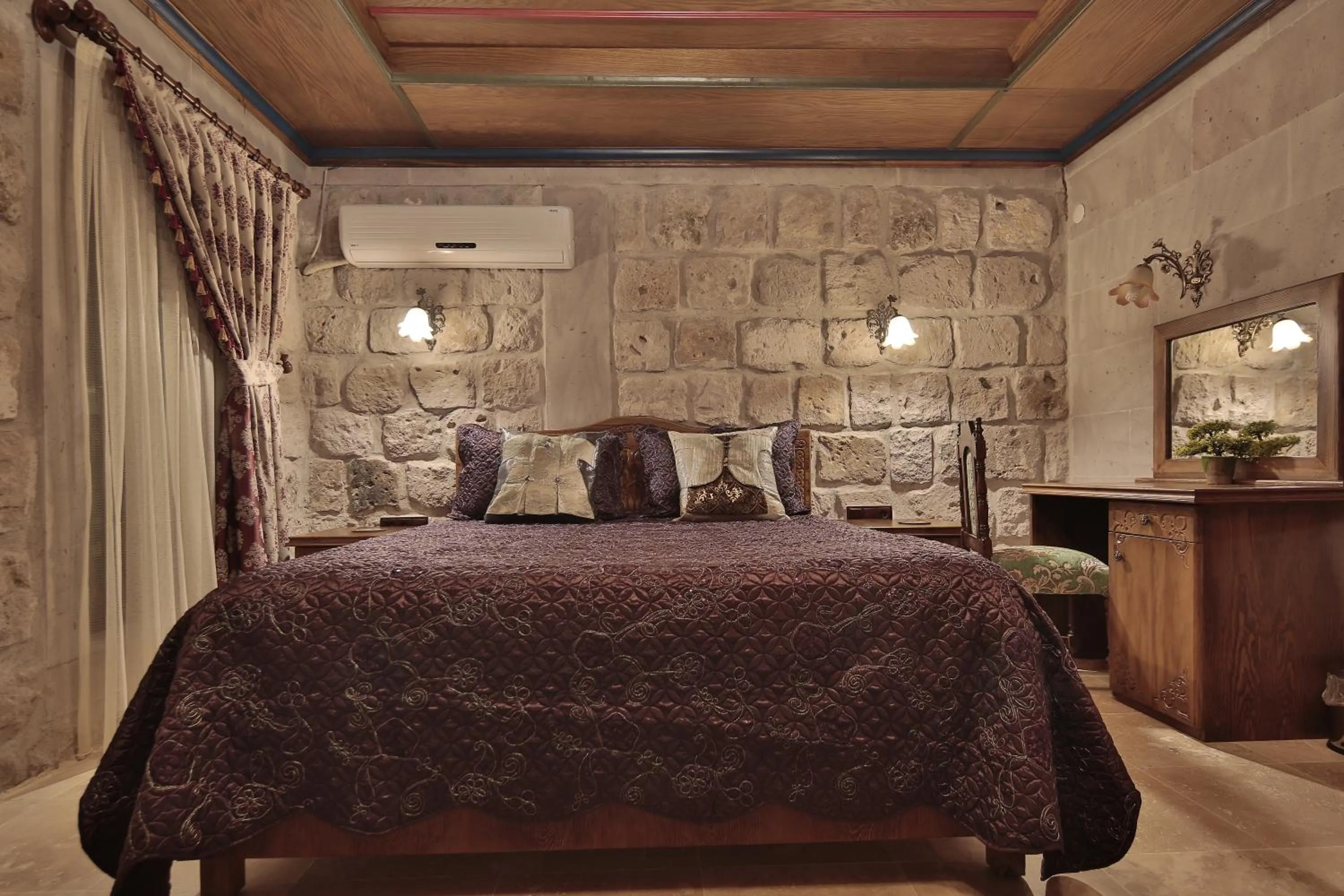 Photo of the whole room in Guzide Cave Hotel