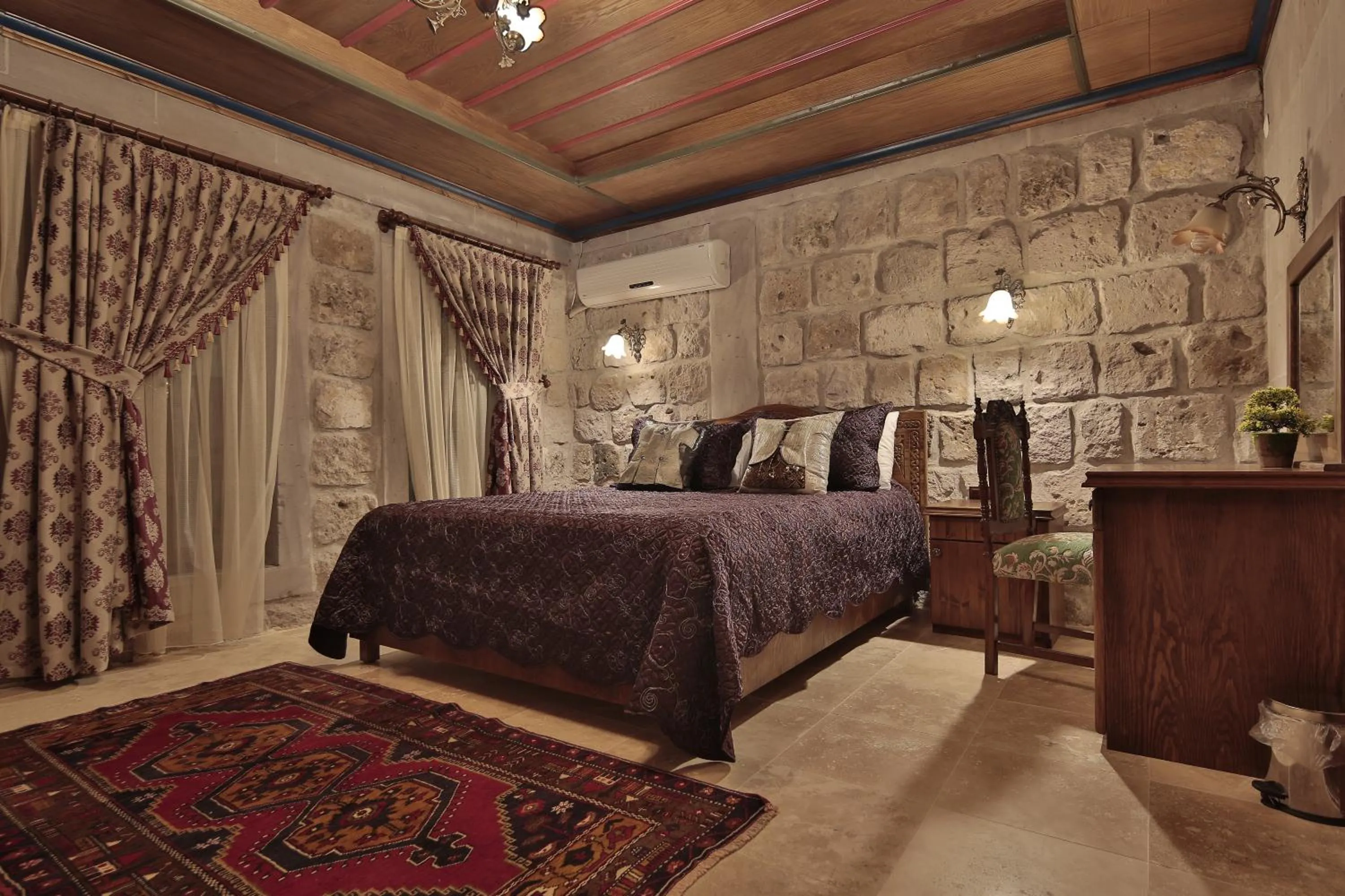Bed in Guzide Cave Hotel