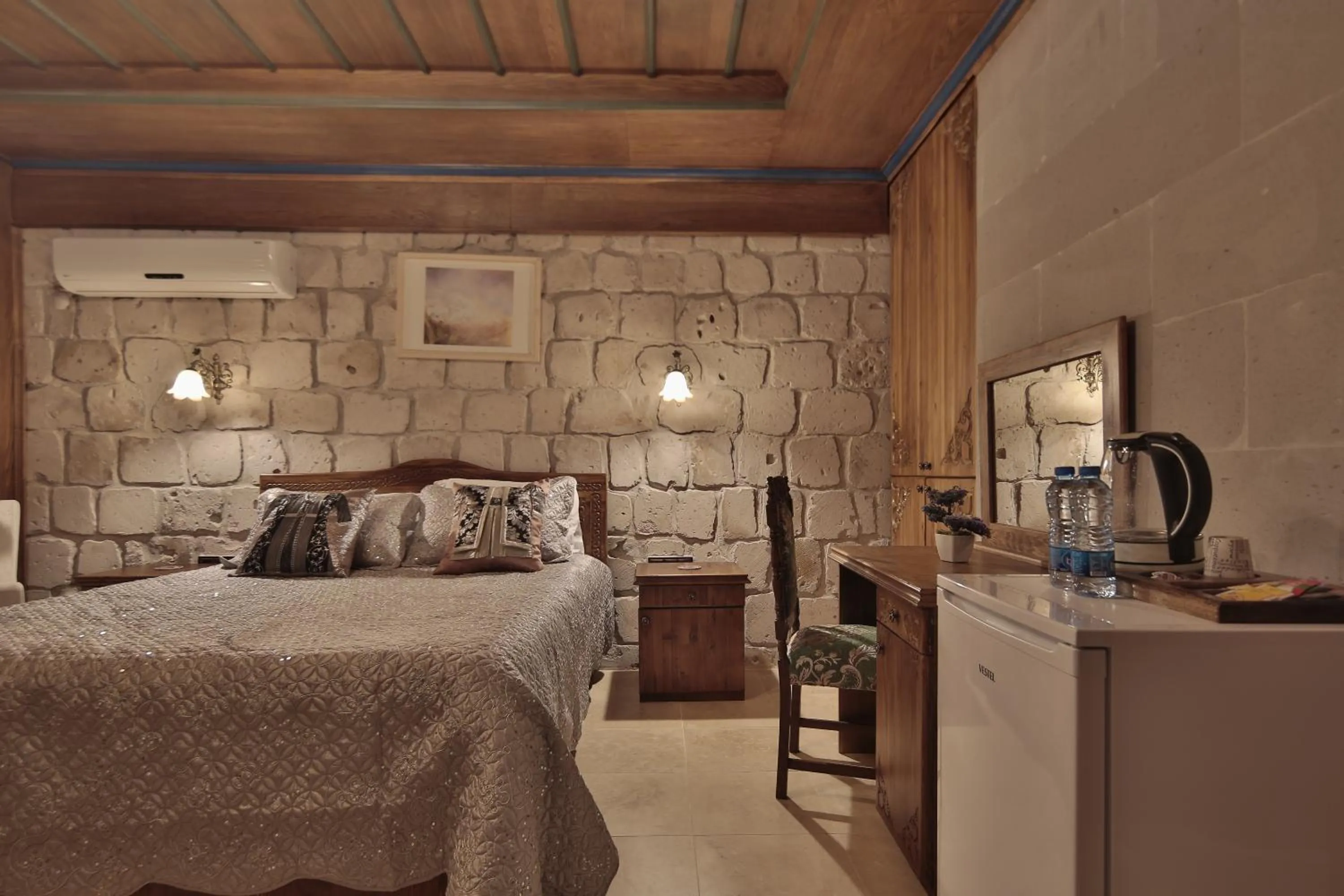 Bed in Guzide Cave Hotel