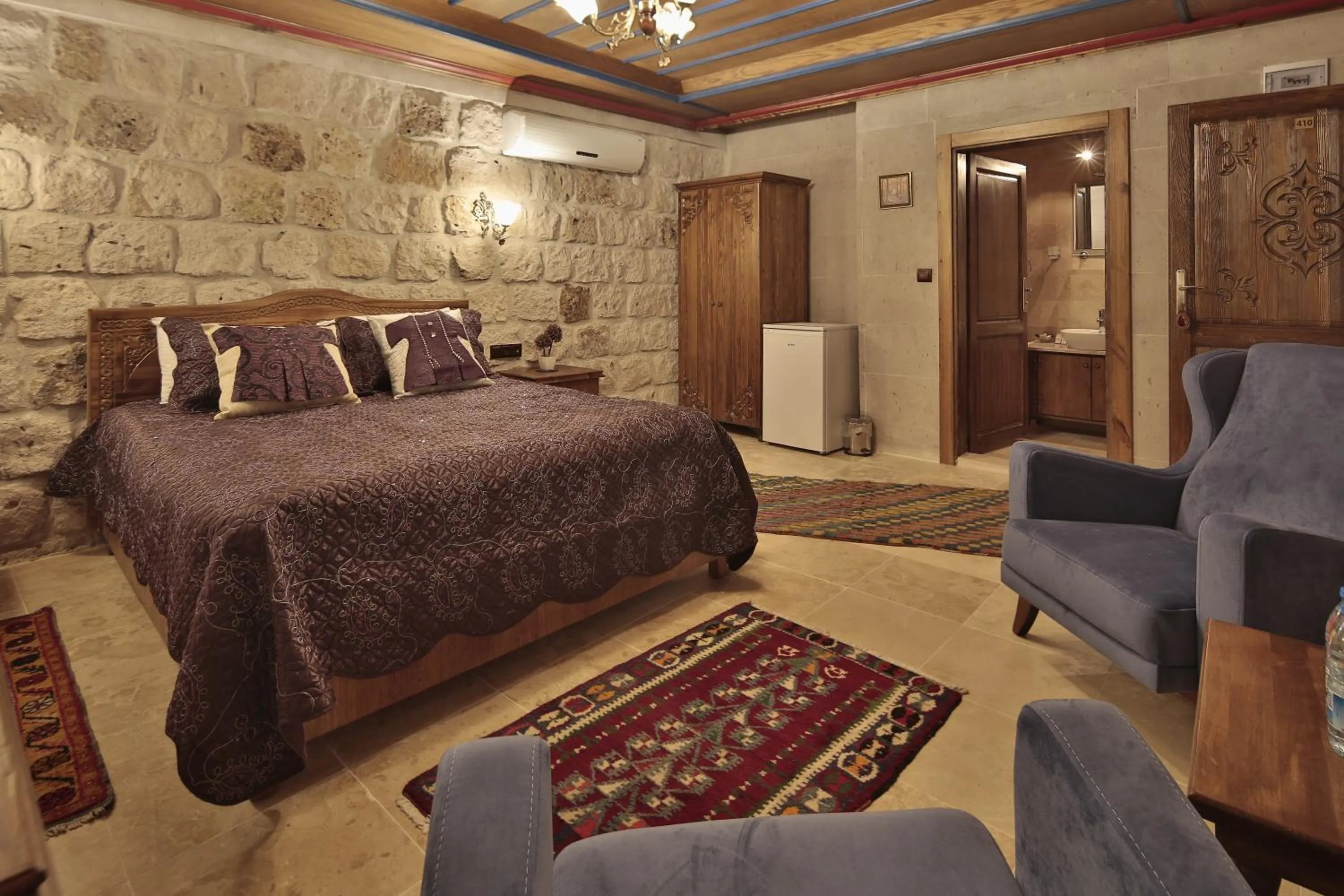 Bed in Guzide Cave Hotel