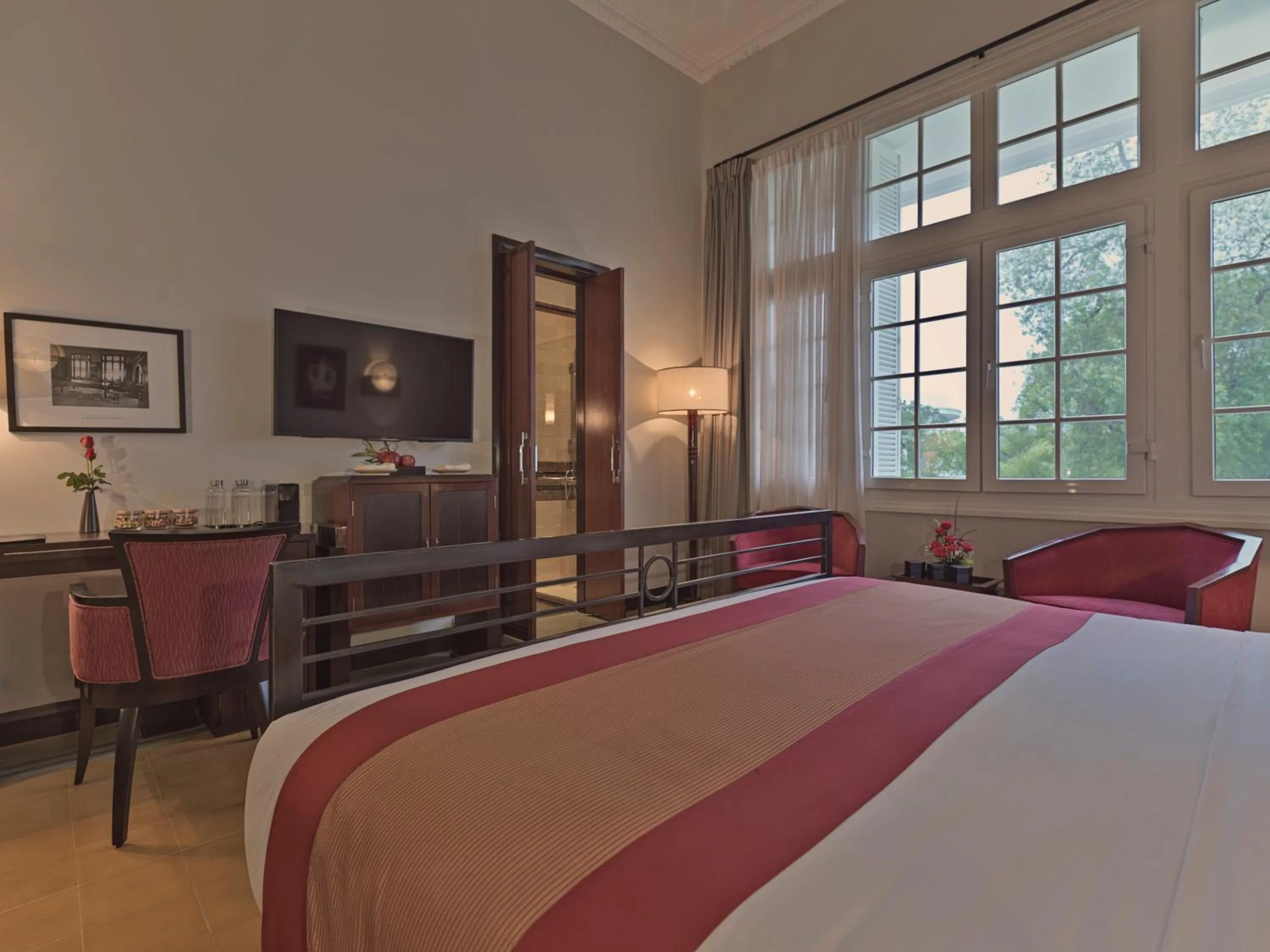 Bedroom, Bed in Azerai La Residence, Hue