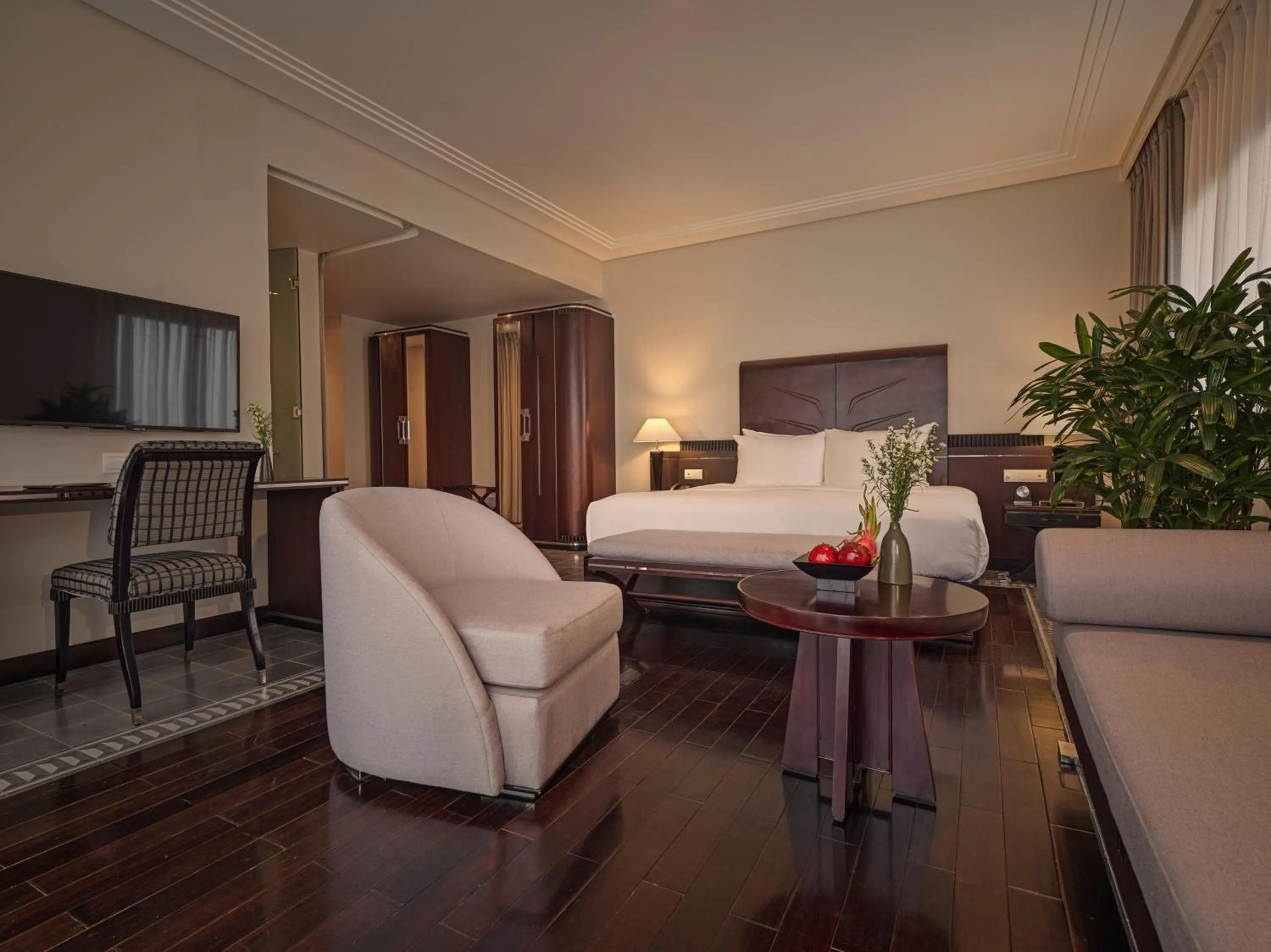 Bedroom, Bed in Azerai La Residence, Hue