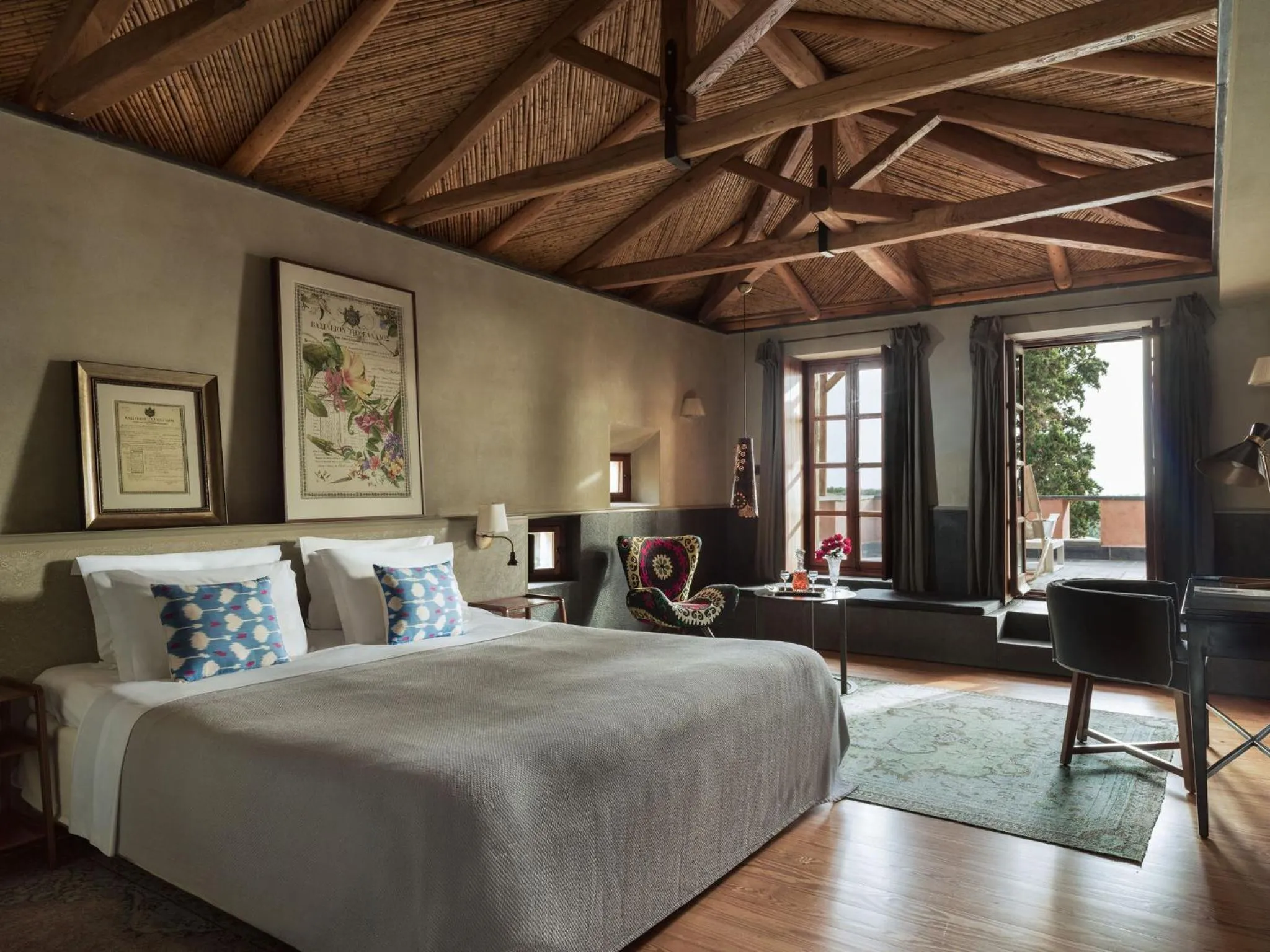 Photo of the whole room, Bed in Kinsterna Hotel