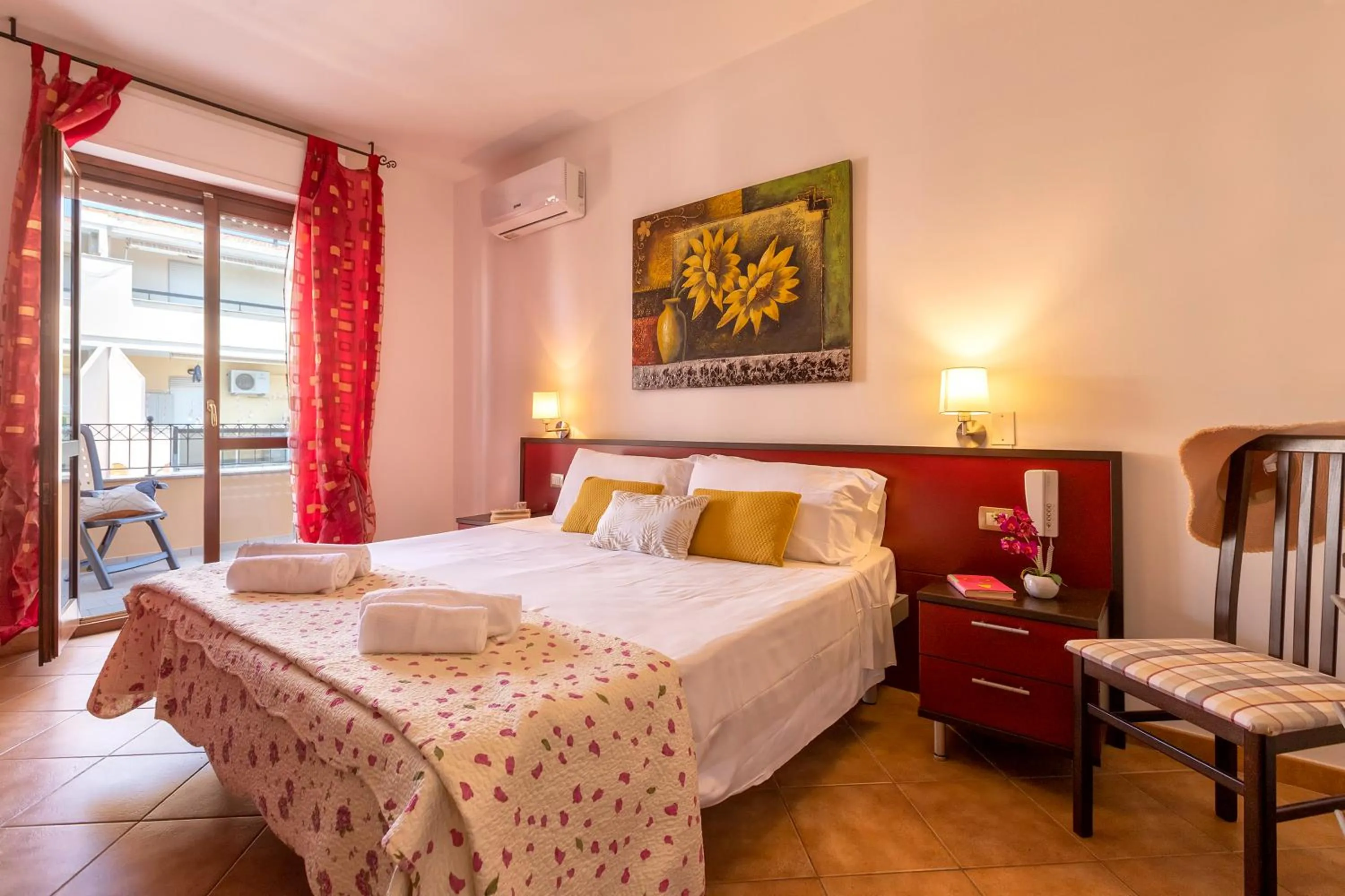 Bedroom, Bed in KaRol Casa Vacanze