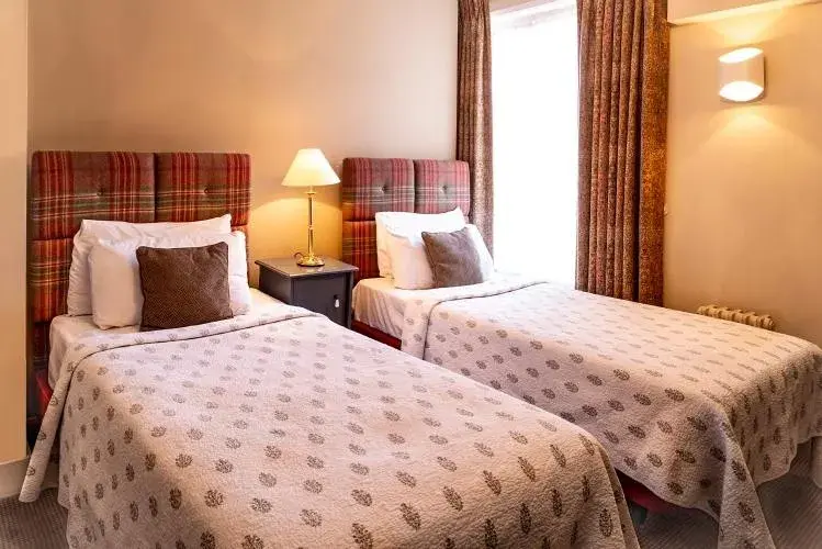 Bed in Fielding Hotel Bed in Fielding Hotel