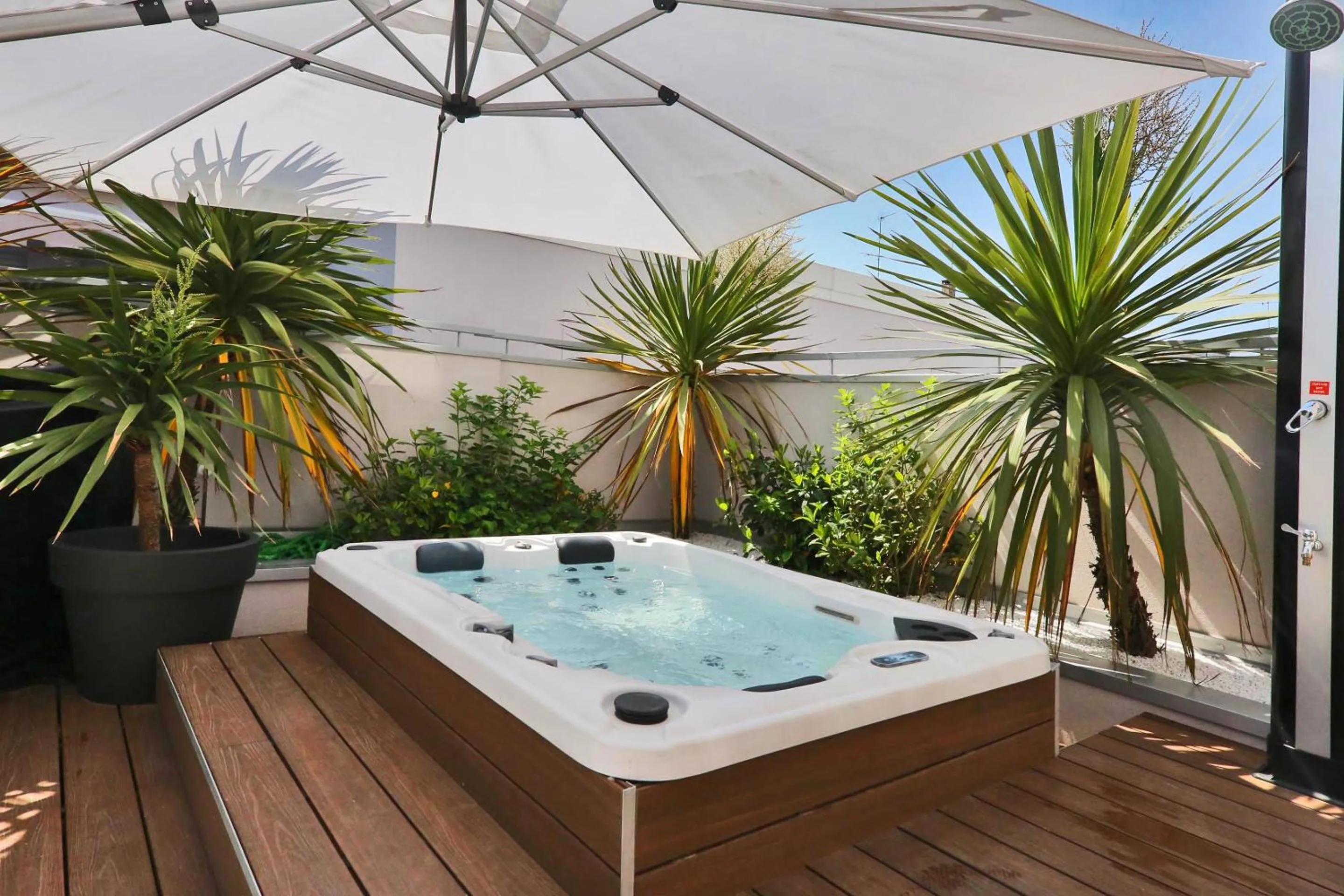 Day in Ninfea Wellness & Spa Residence