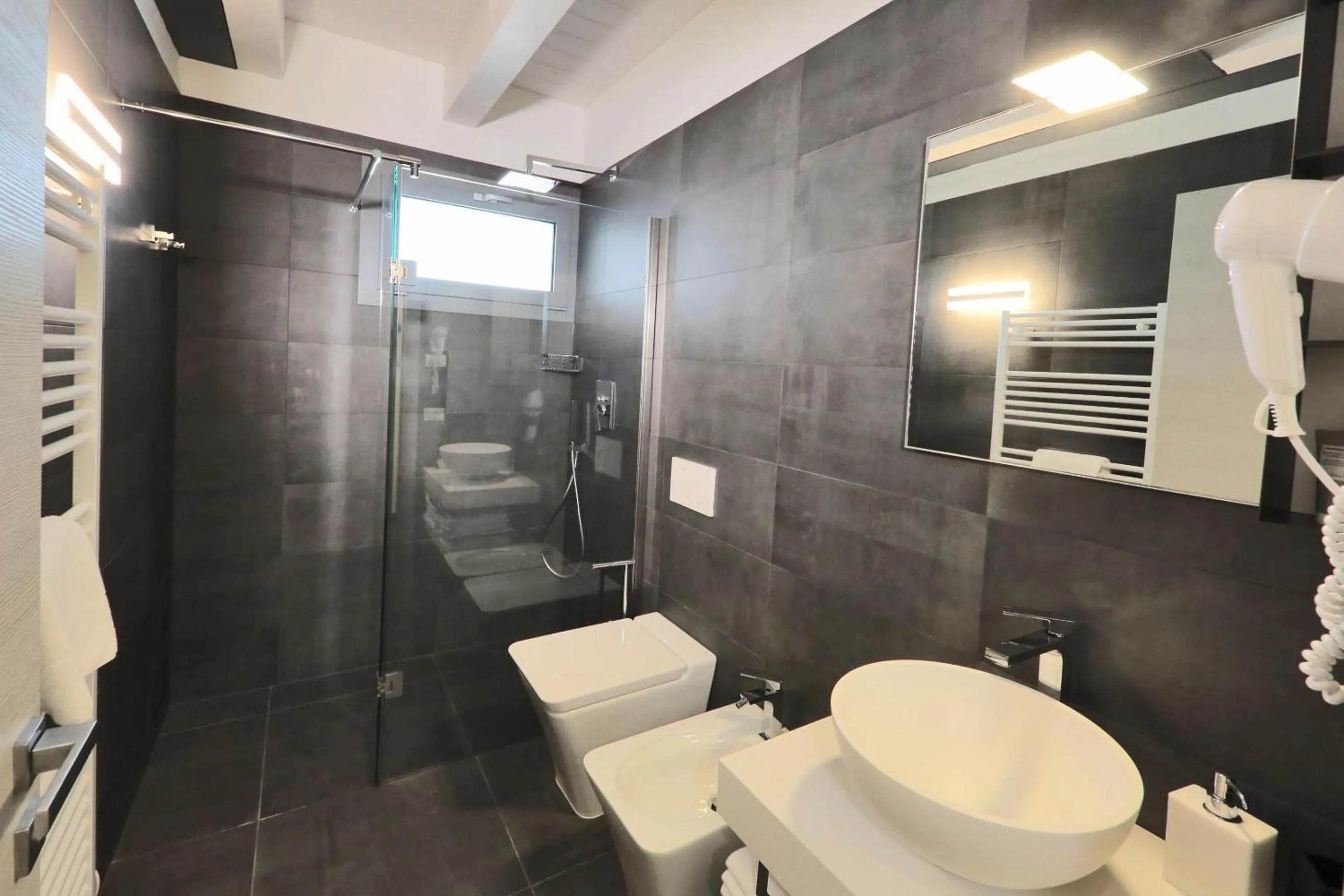Shower in Ninfea Wellness & Spa Residence