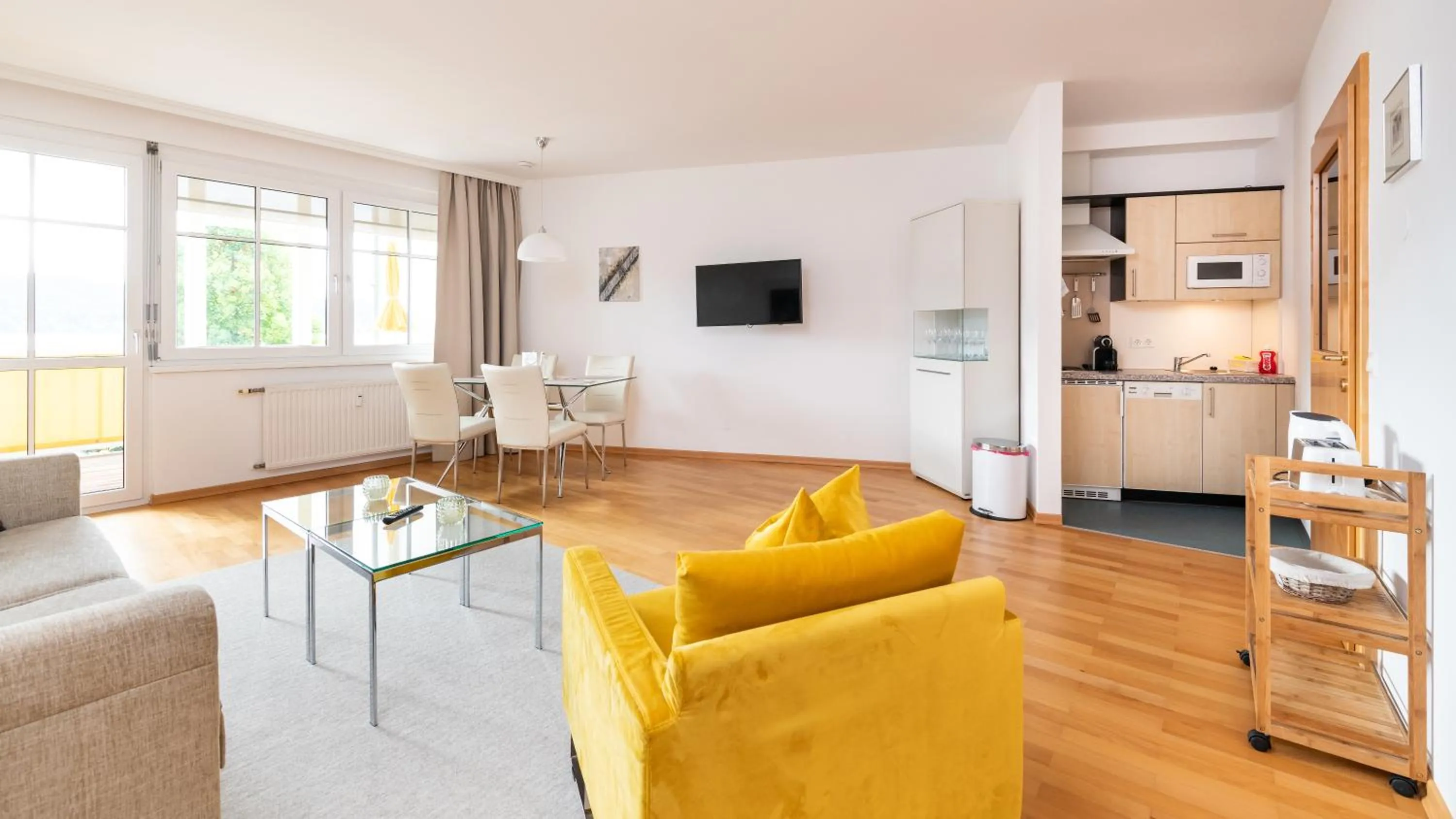 Kitchen or kitchenette in Werzer Strandcasino Hotel