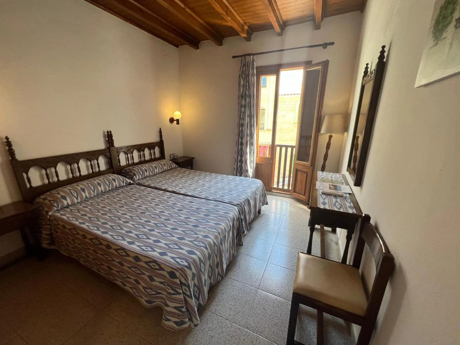 Bedroom, Bed in Hostal Restaurante Playa