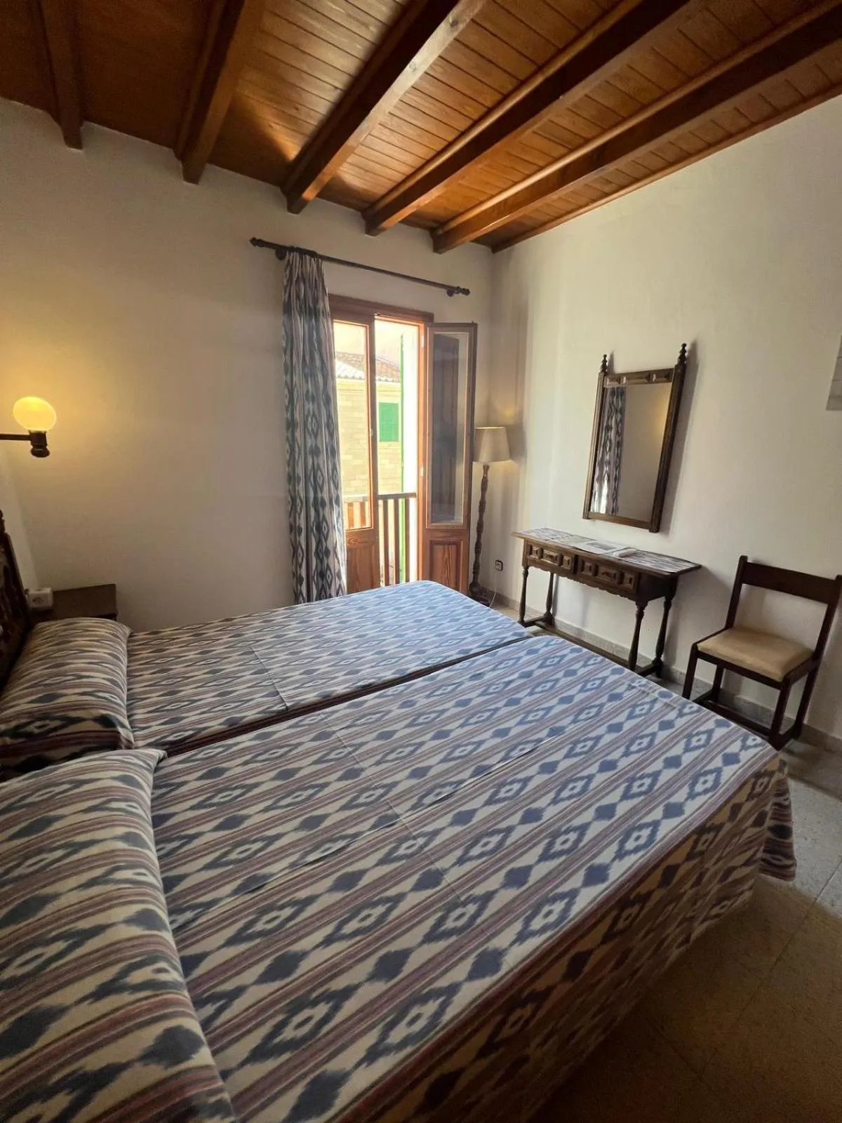 Bed in Hostal Restaurante Playa