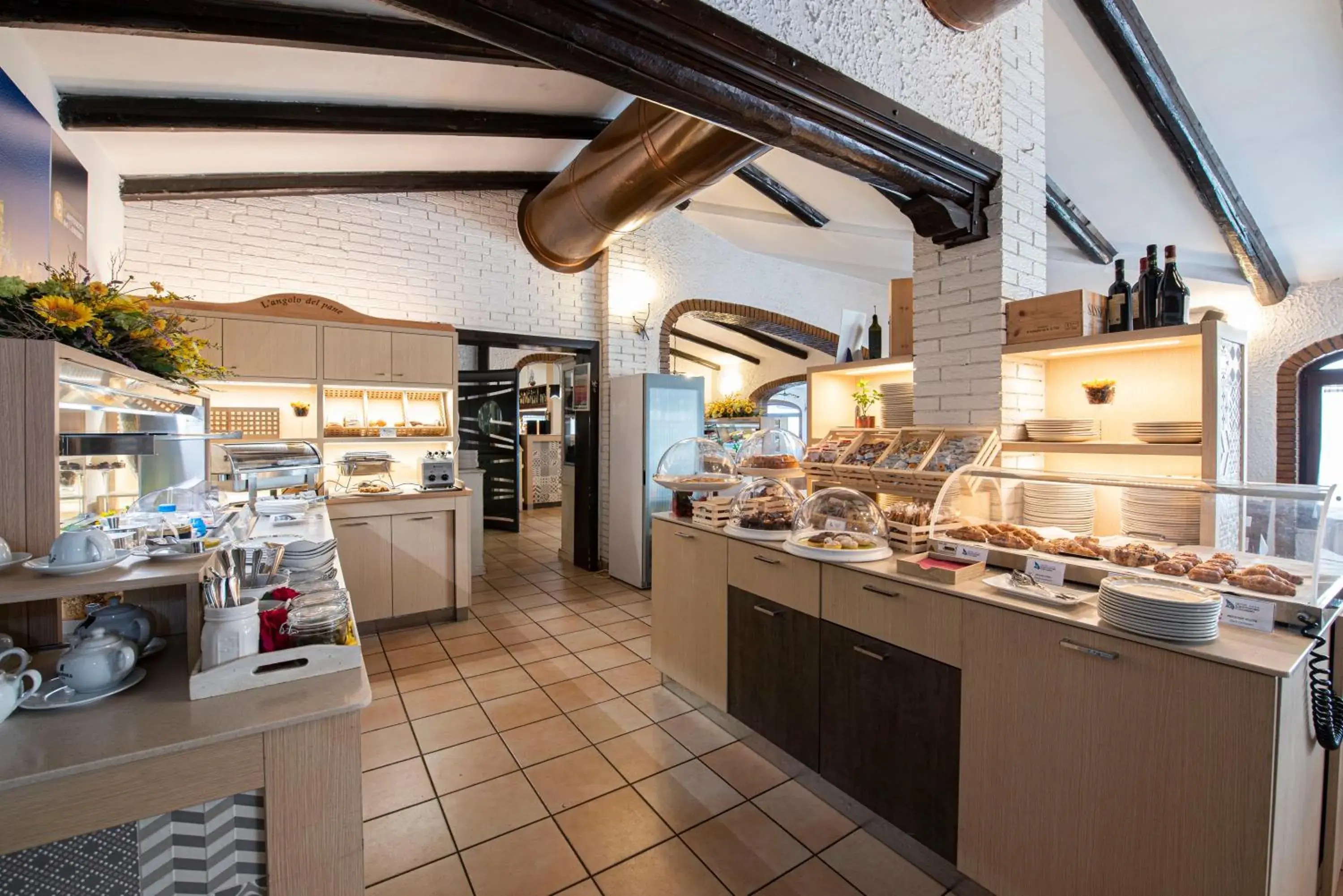 Continental breakfast in Hotel Cristoforo Colombo Continental breakfast in Hotel Cristoforo Colombo