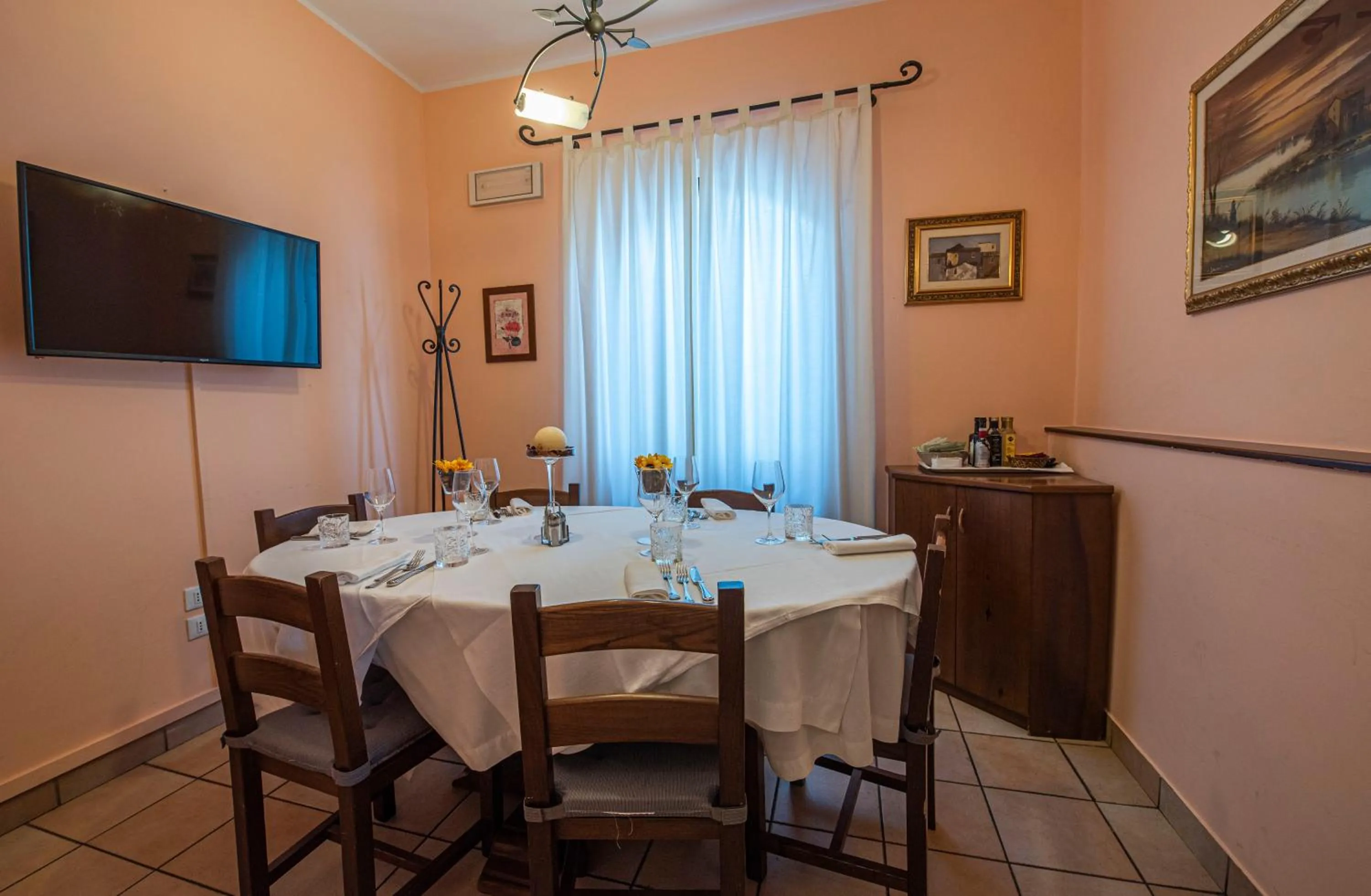 Restaurant/places to eat in Hotel Cristoforo Colombo