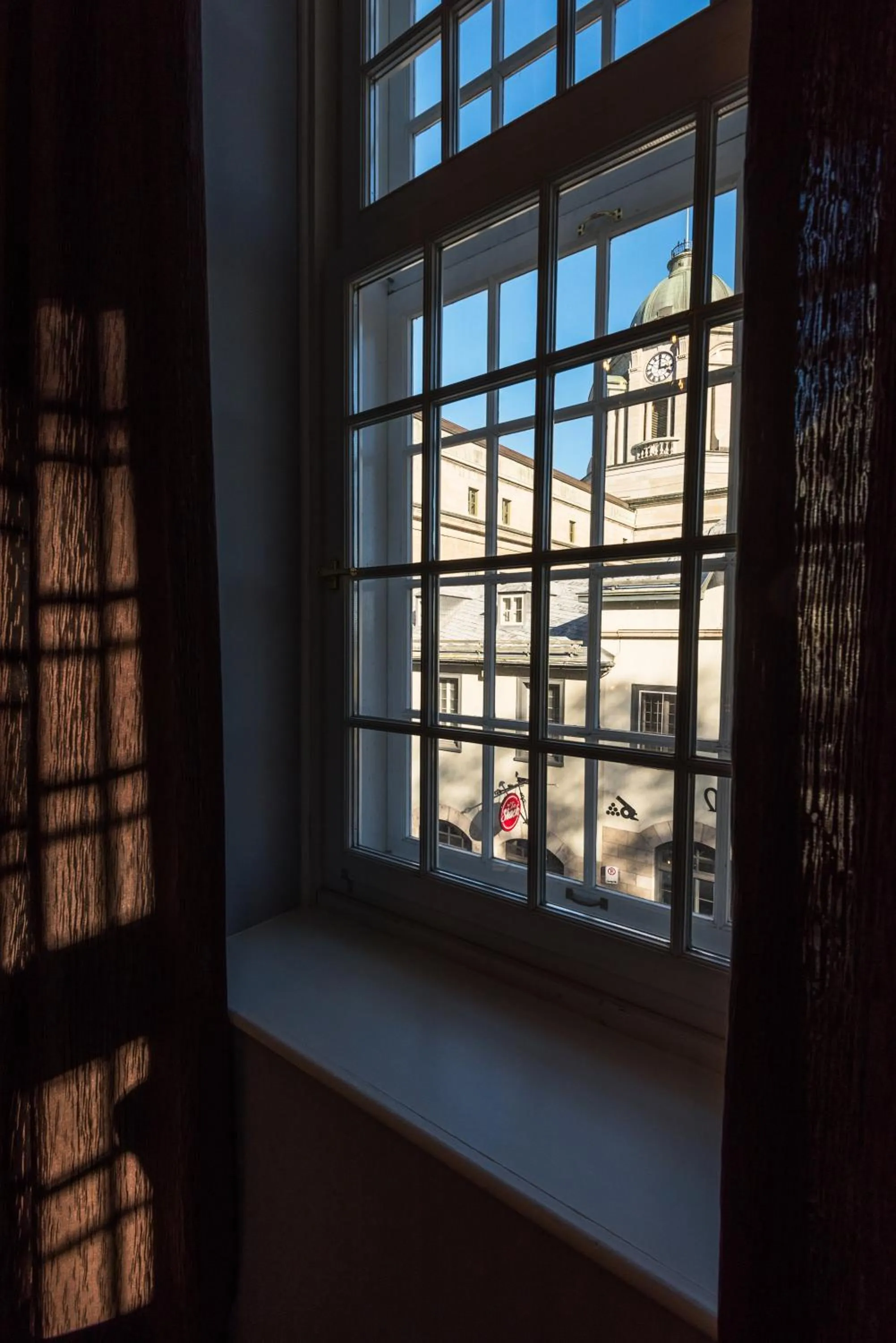 City view in Hotel Manoir Morgan