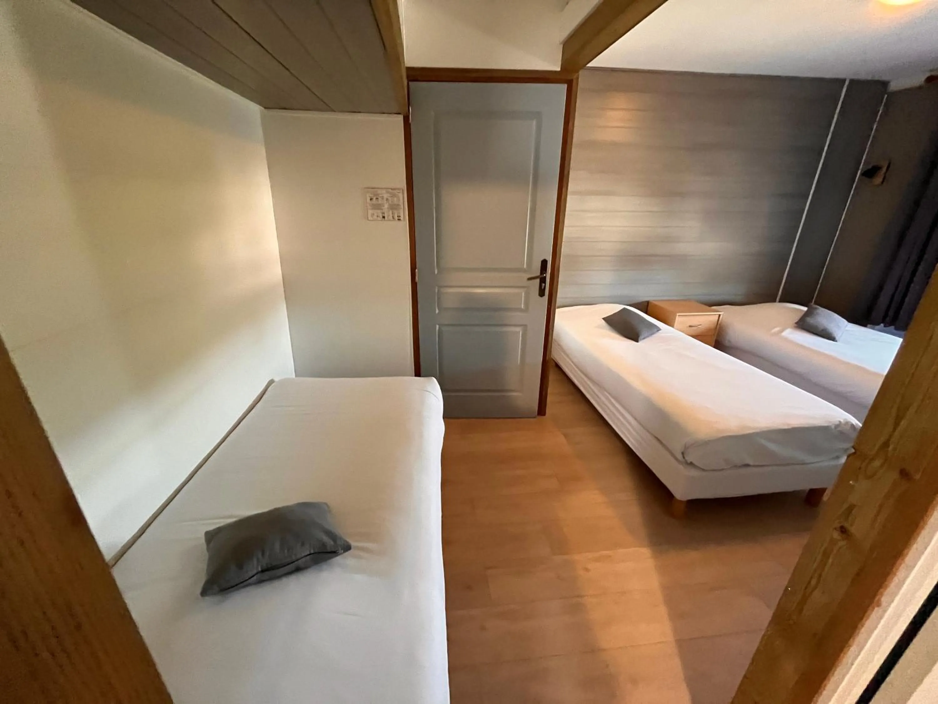 Bed in Hôtel des îles