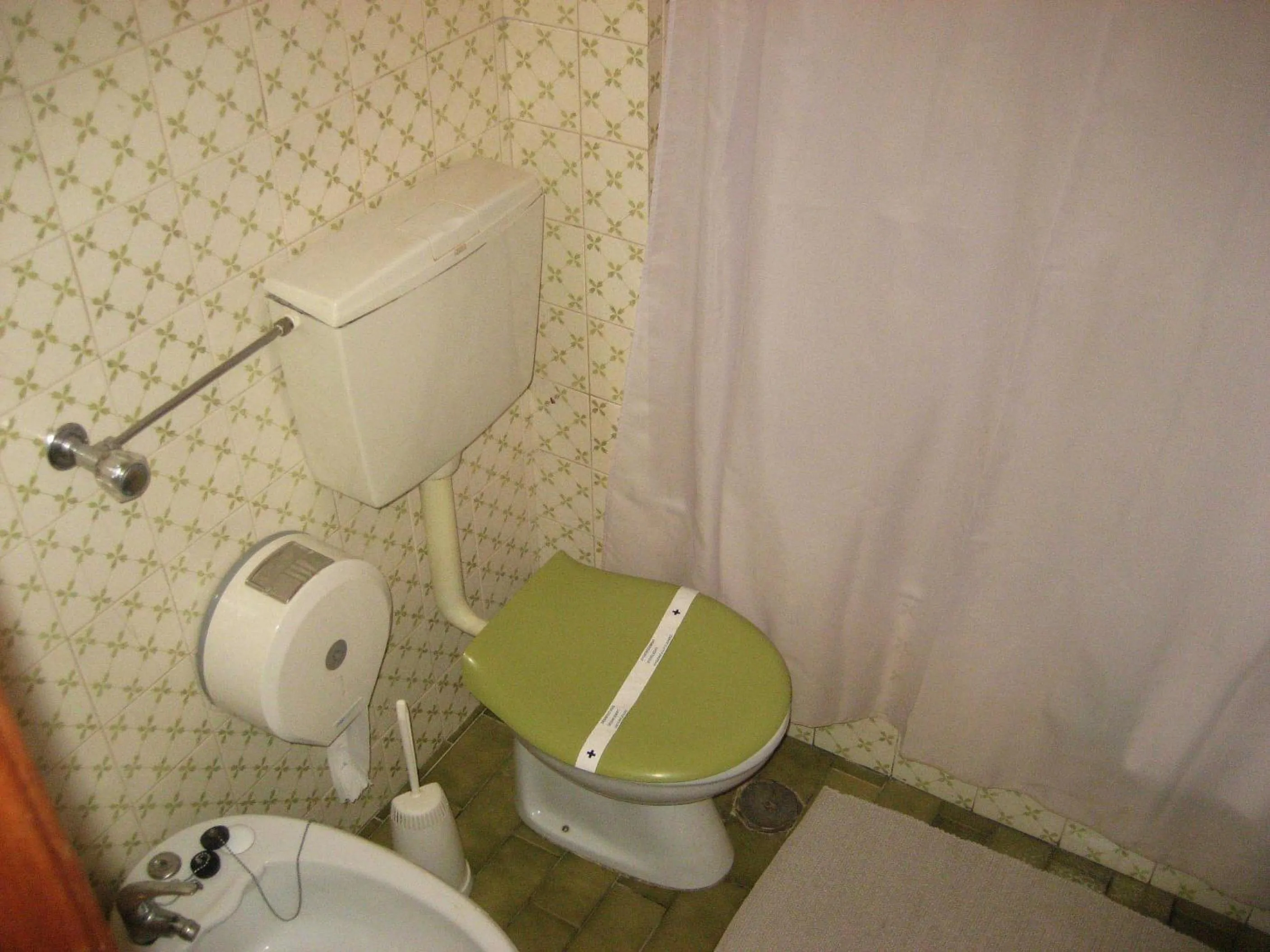 Bathroom in Columbia Apartamentos Turisticos