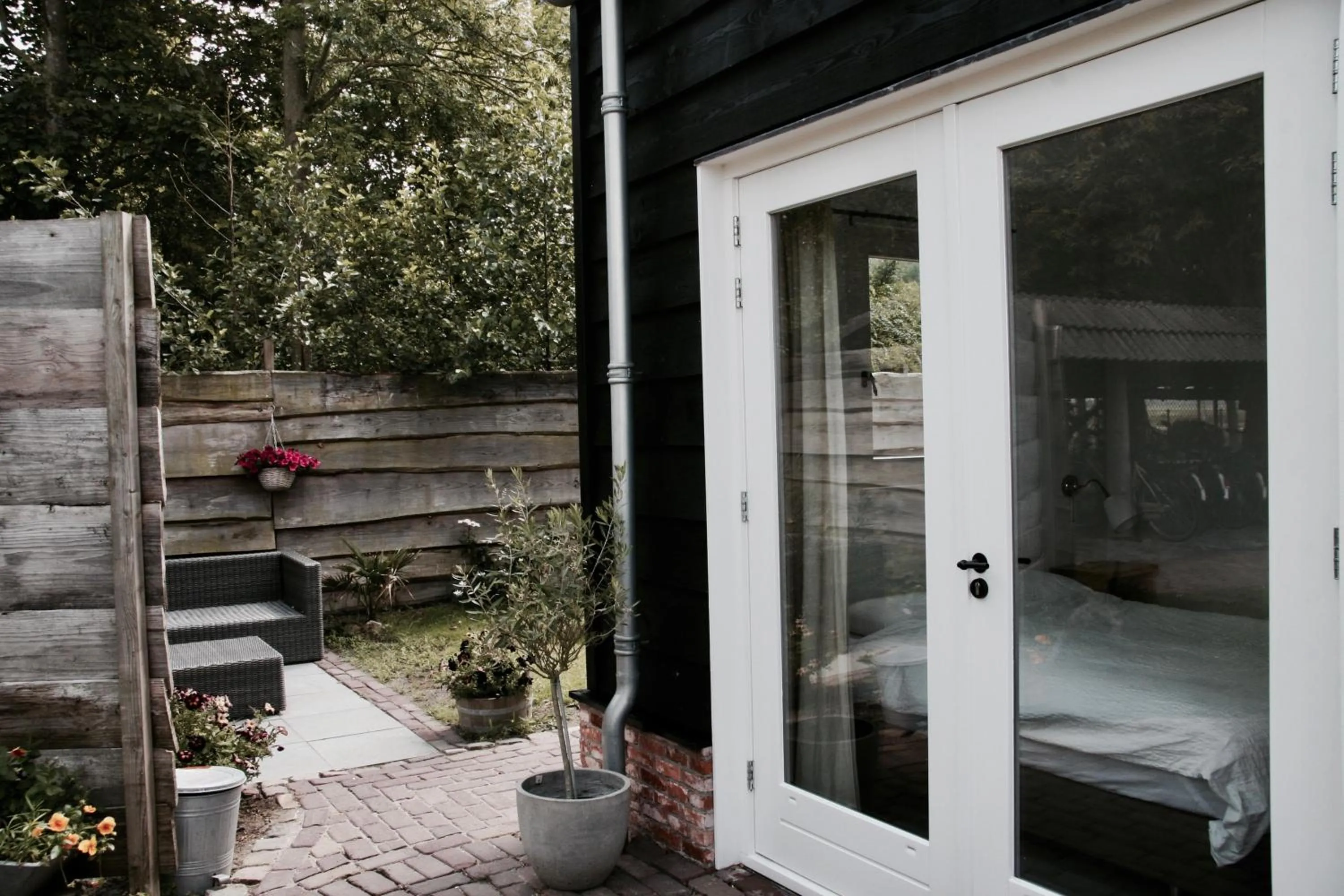 Garden in Bed & Breakfast Zeeland