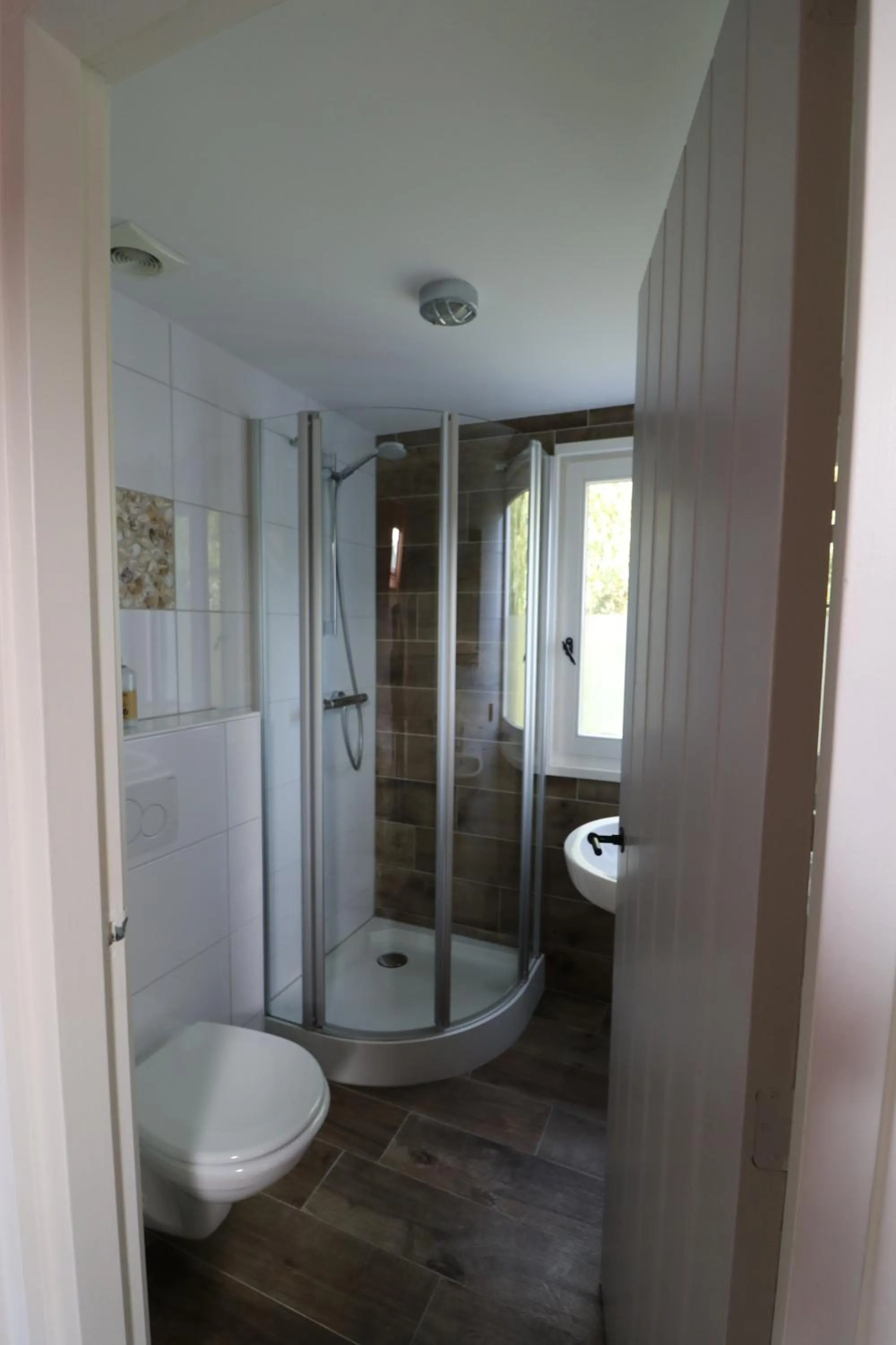 Shower in Bed & Breakfast Zeeland