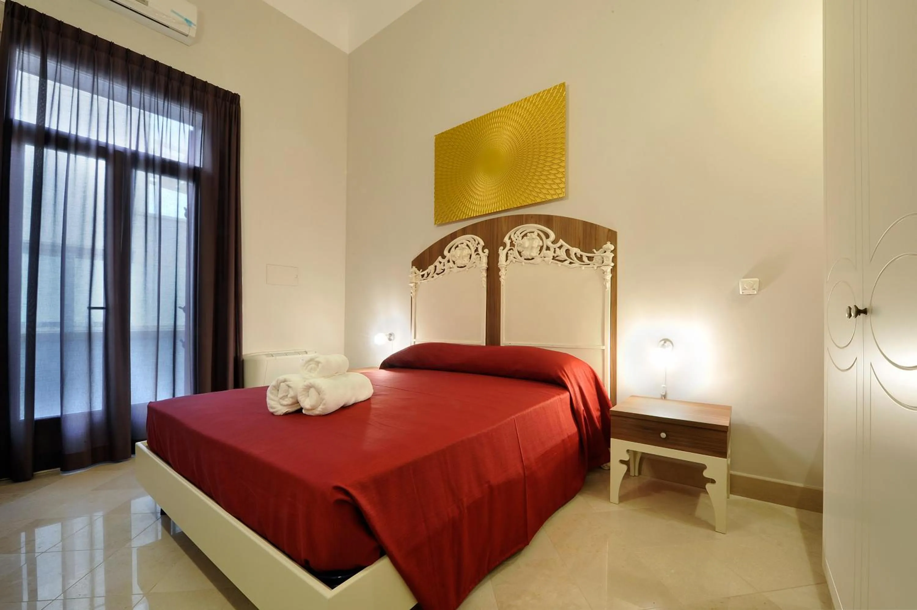 Photo of the whole room, Bed in Palazzo Massari