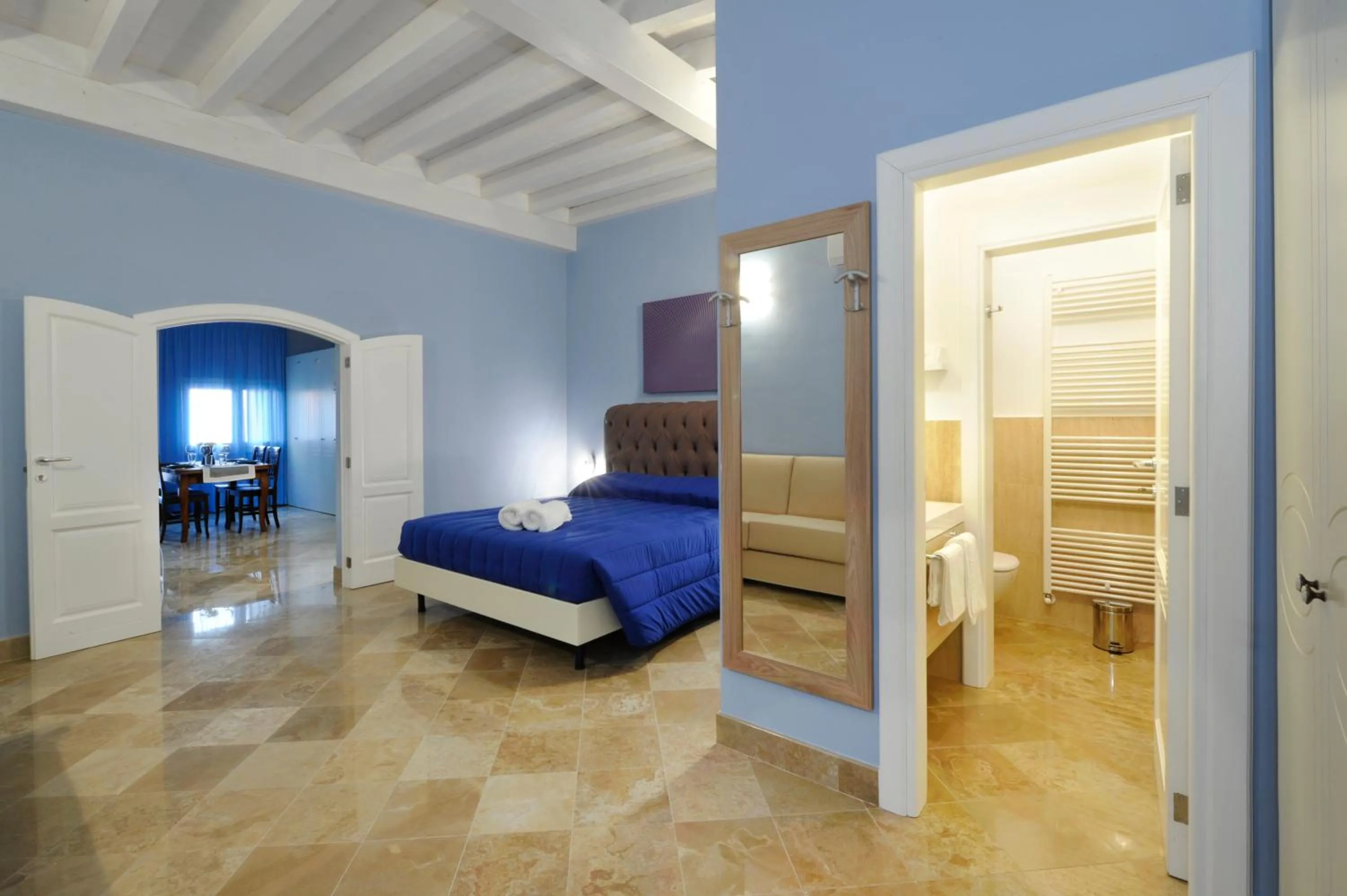 Photo of the whole room, Bed in Palazzo Massari