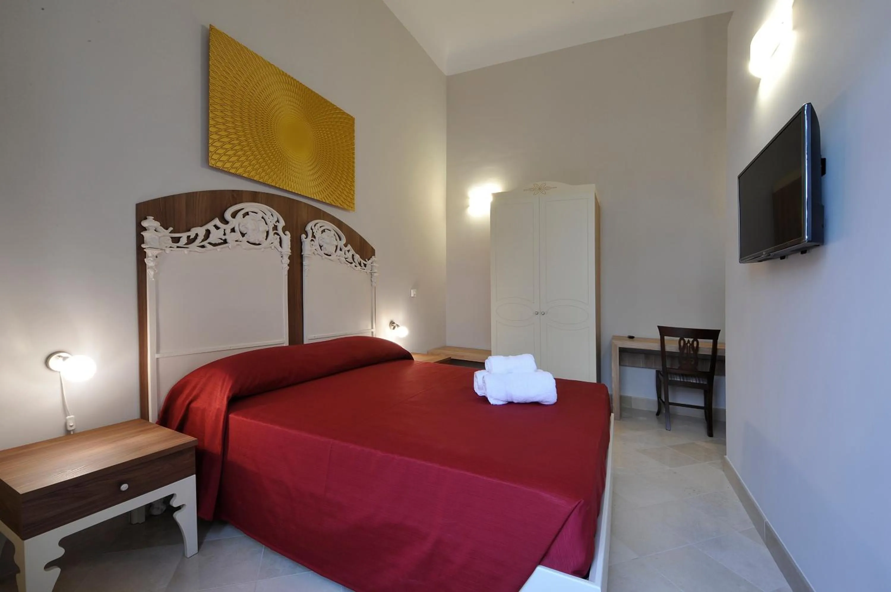 Photo of the whole room, Bed in Palazzo Massari