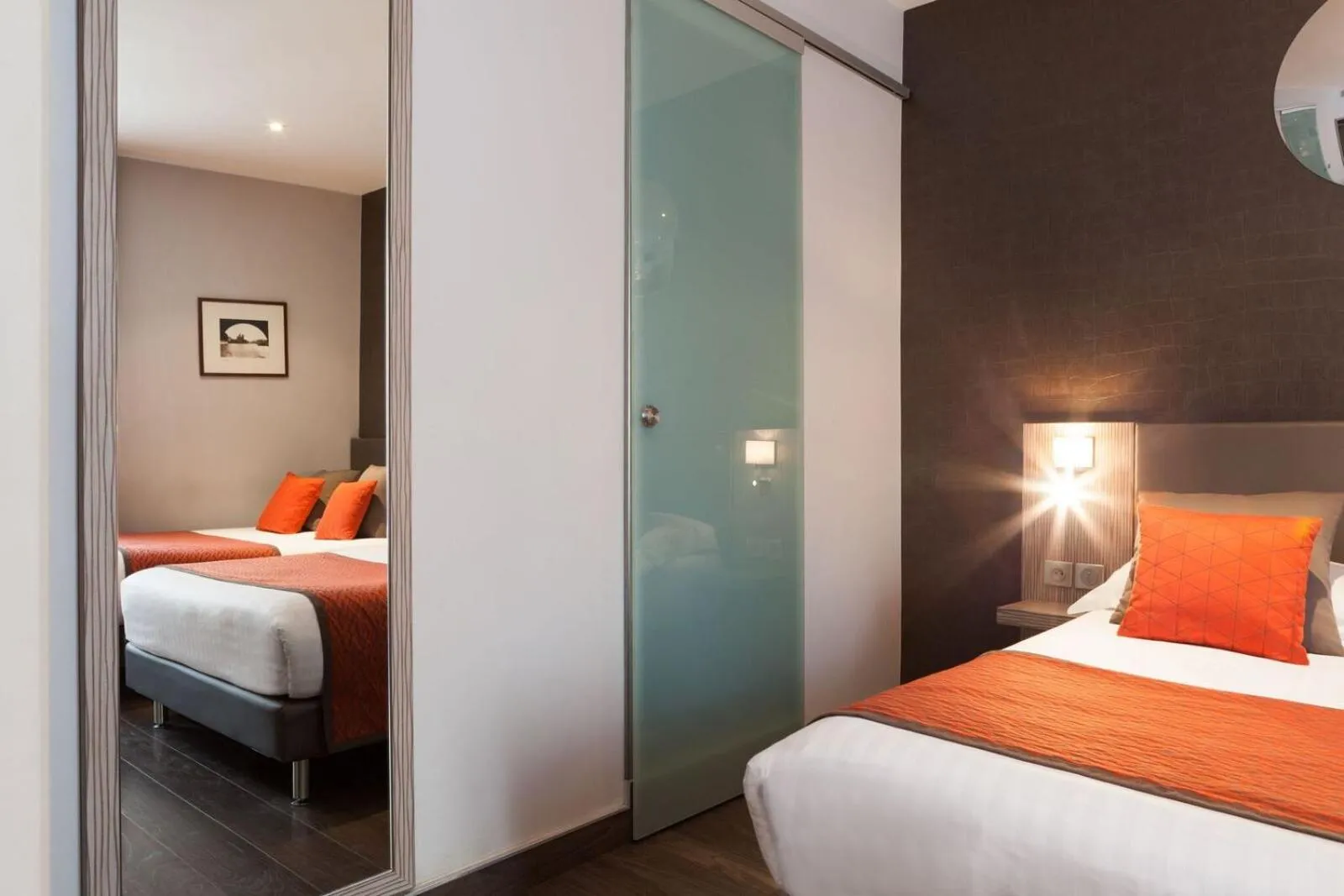 Bed in Acropole