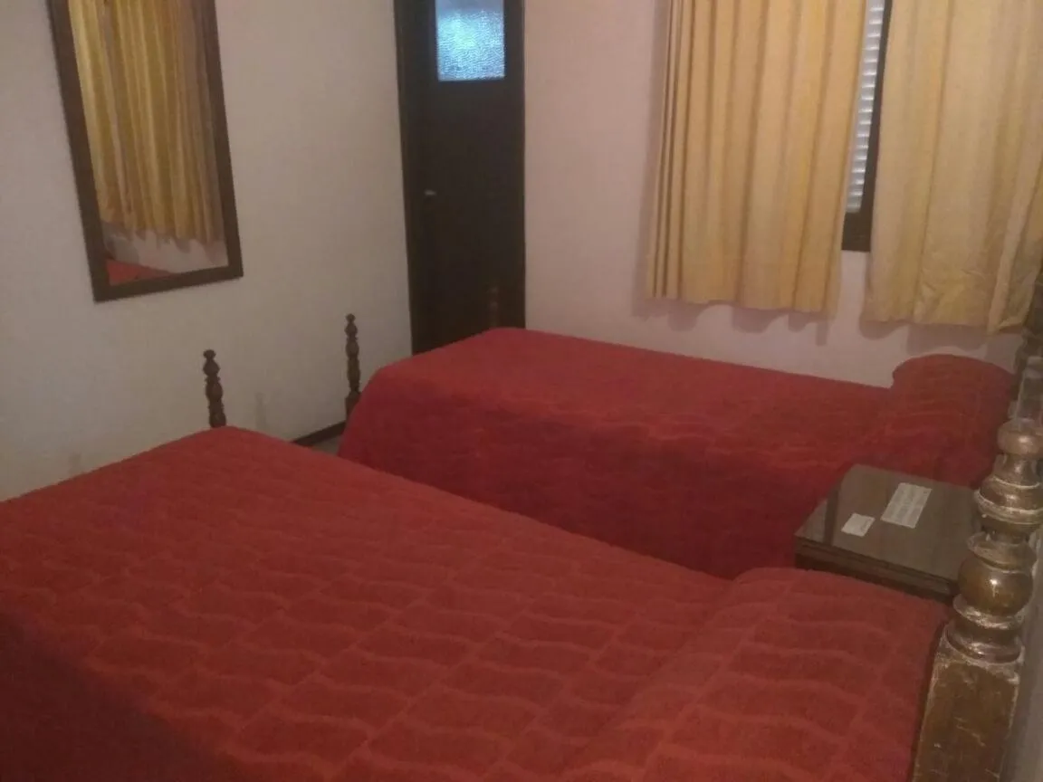 EMPERATRIZ HOTEL familiar