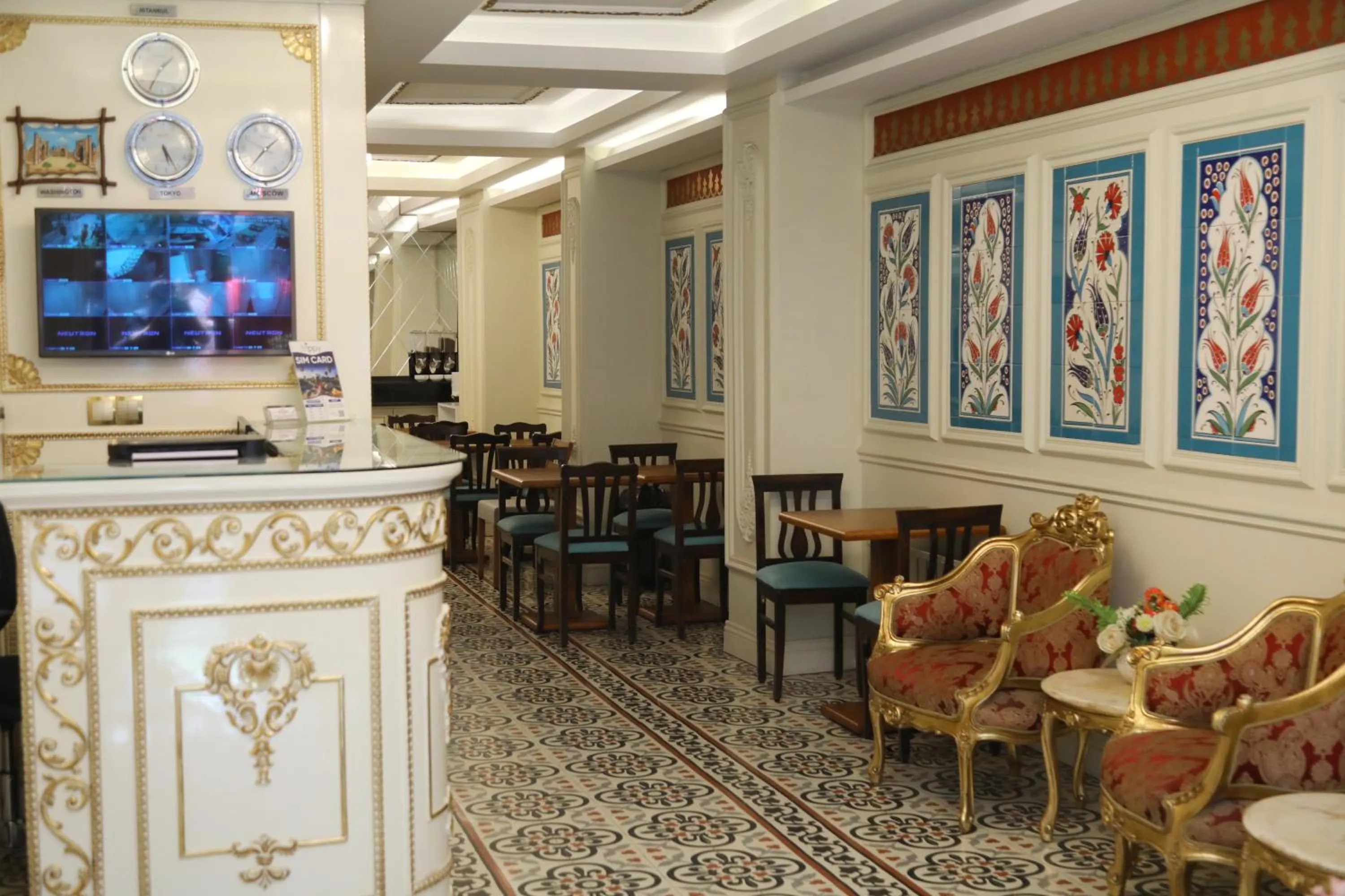 Lobby or reception in Best Town Hotel