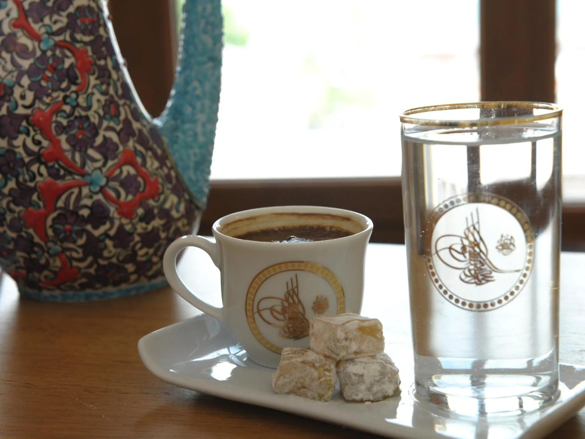 Coffee/tea facilities in Best Town Hotel