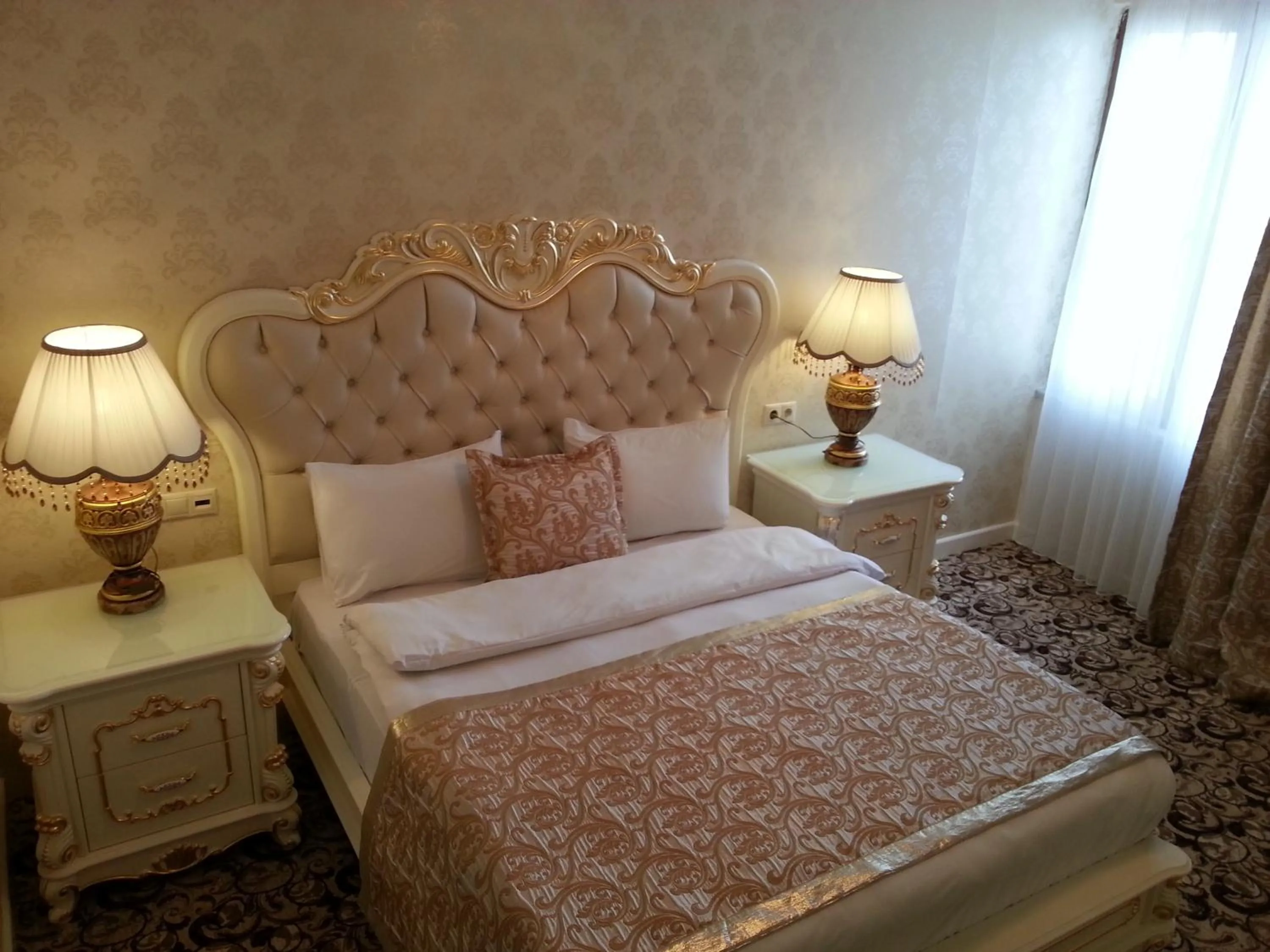 Photo of the whole room, Bed in Best Town Hotel