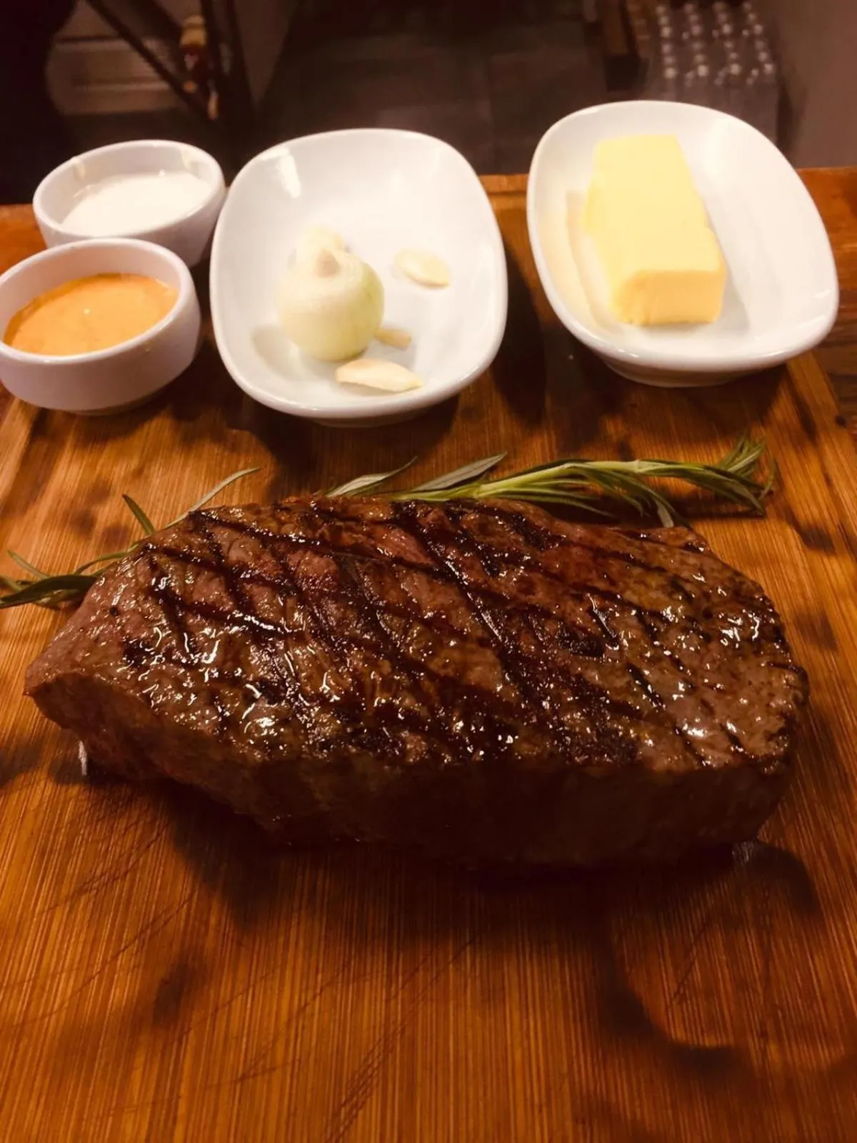 Restaurant/places to eat in Best Town Hotel