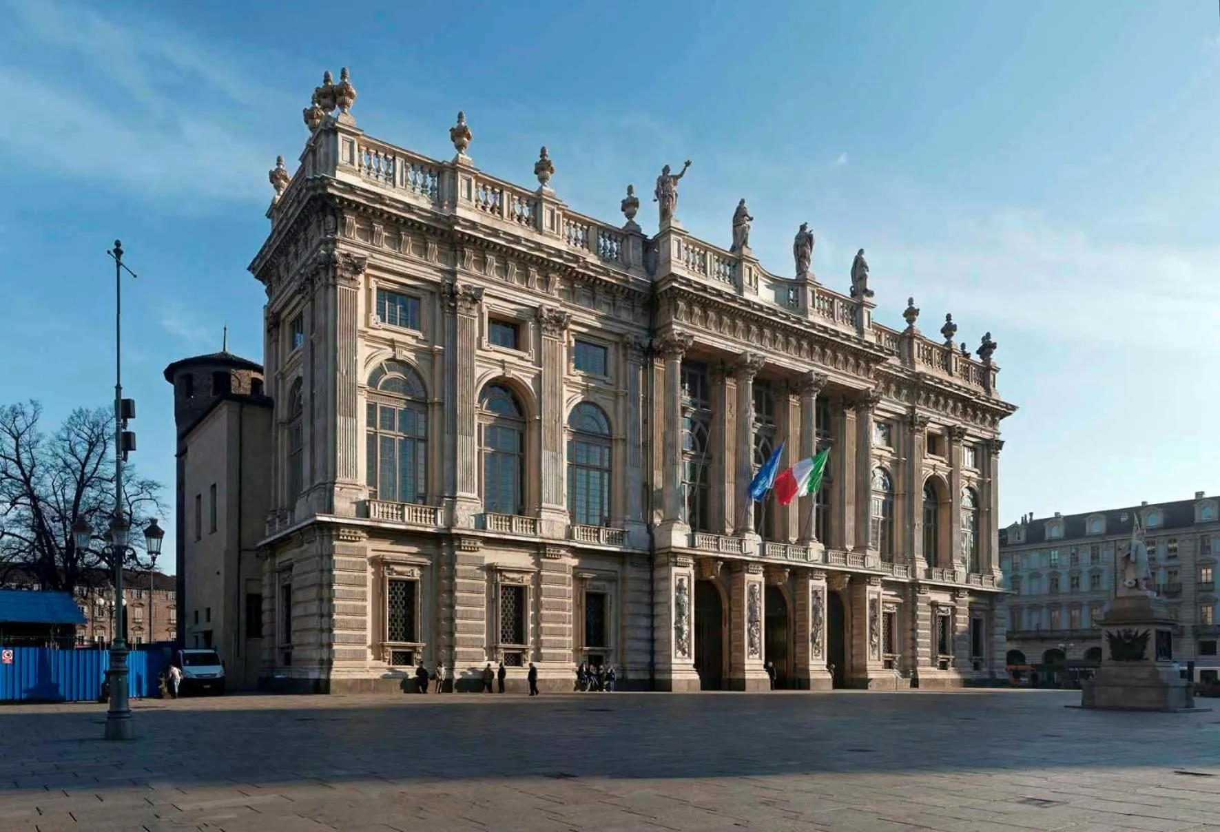 City view in Colazione in Piazza Castello