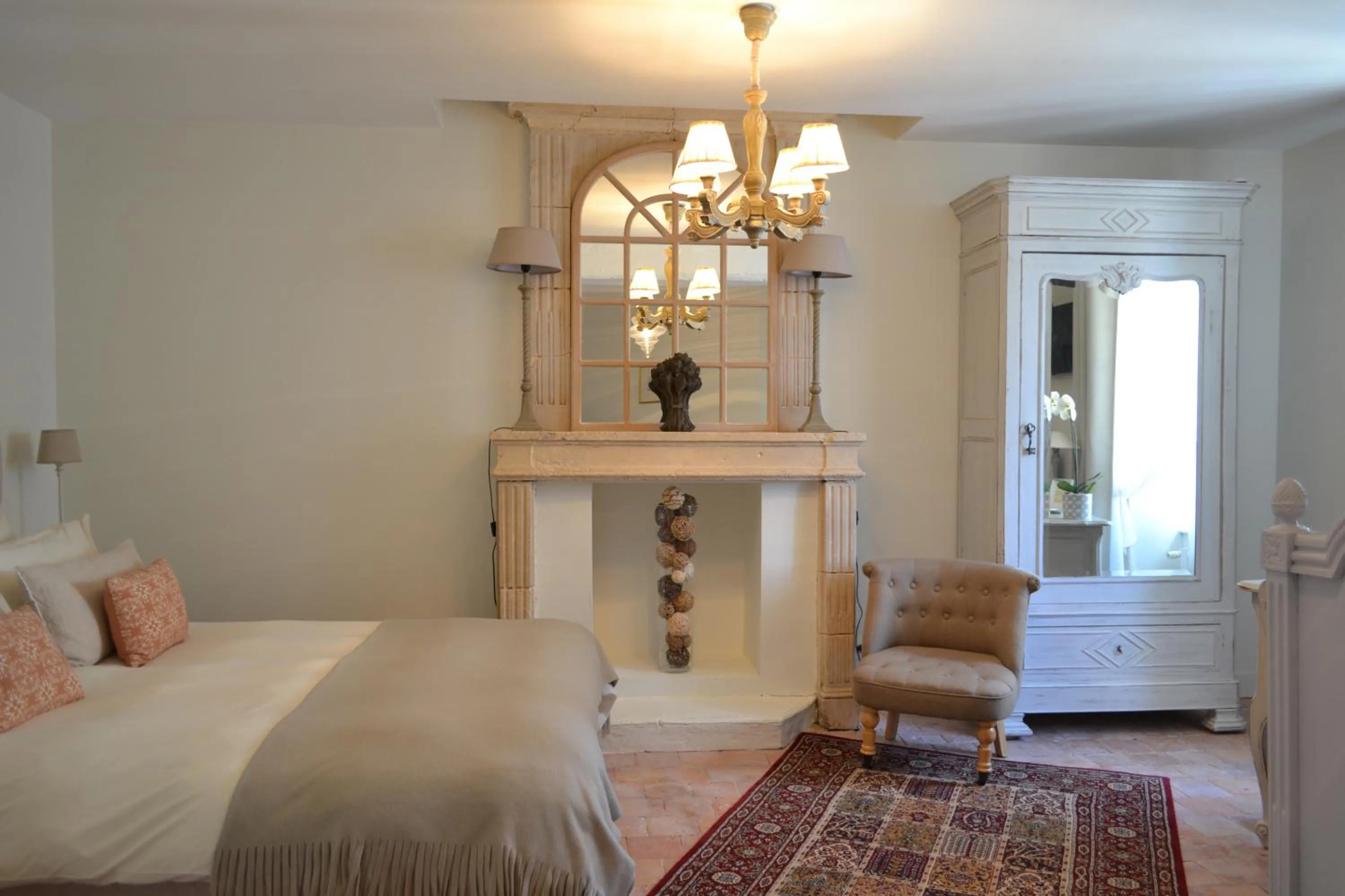 Bedroom, Bed in La Maison Des Buis