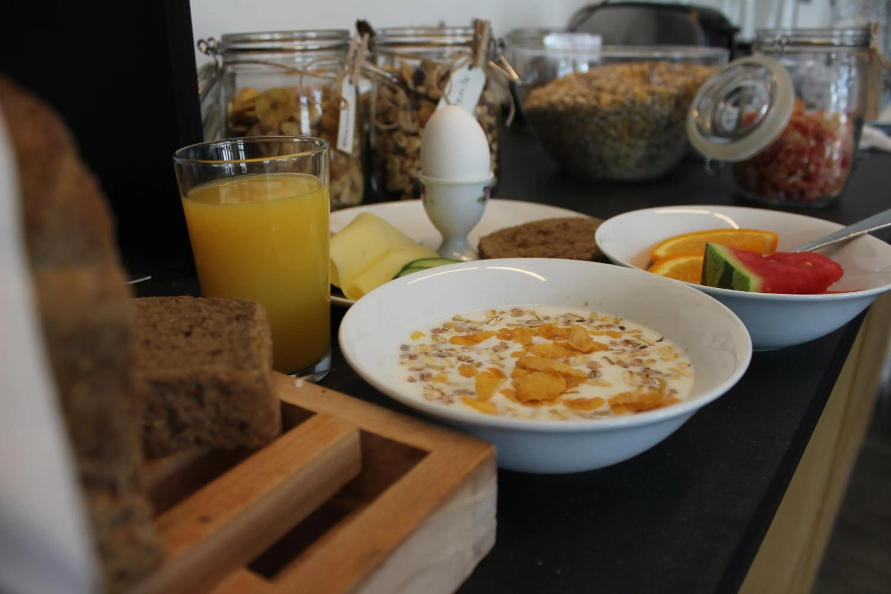 Restaurant/places to eat in Stasjonen Hotel