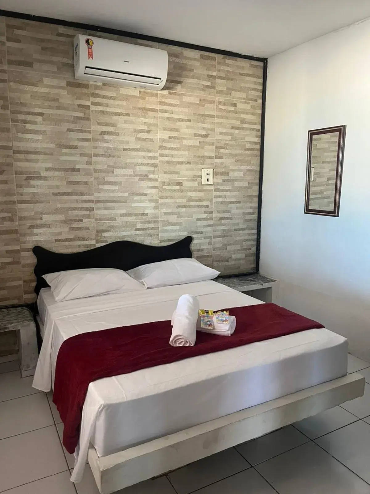 Standard Double Room - single occupancy in Hotel Pousada Sol Beira-mar Standard Double Room - single occupancy in Hotel Pousada Sol Beira-mar