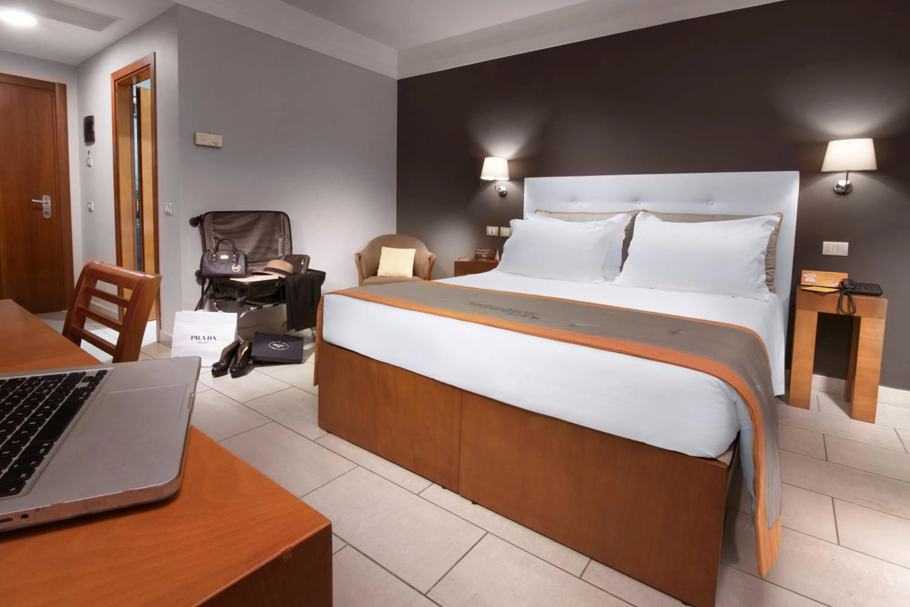 Photo of the whole room, Bed in Hotel Il Viandante