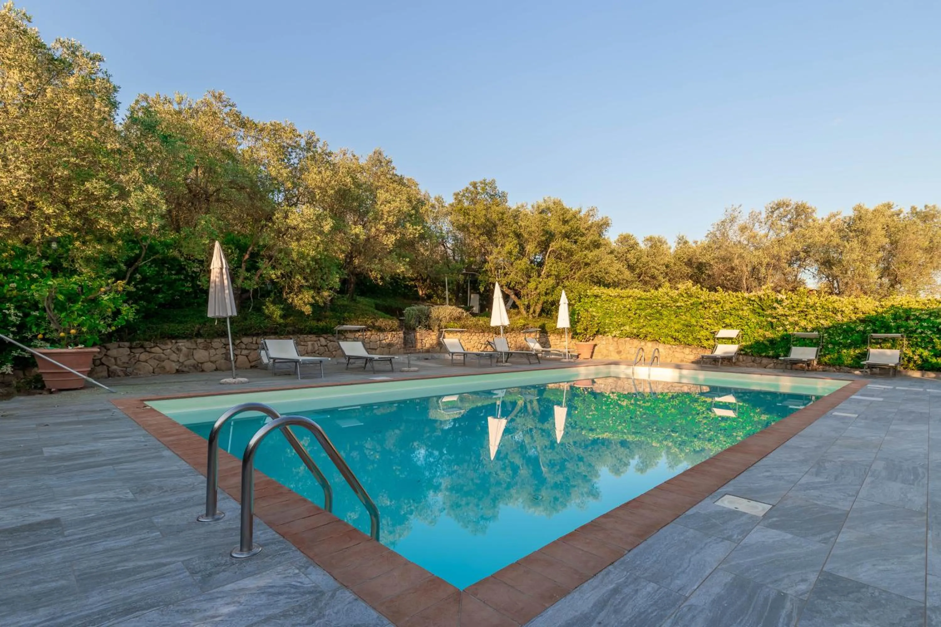 Swimming pool in La Casa Medioevale