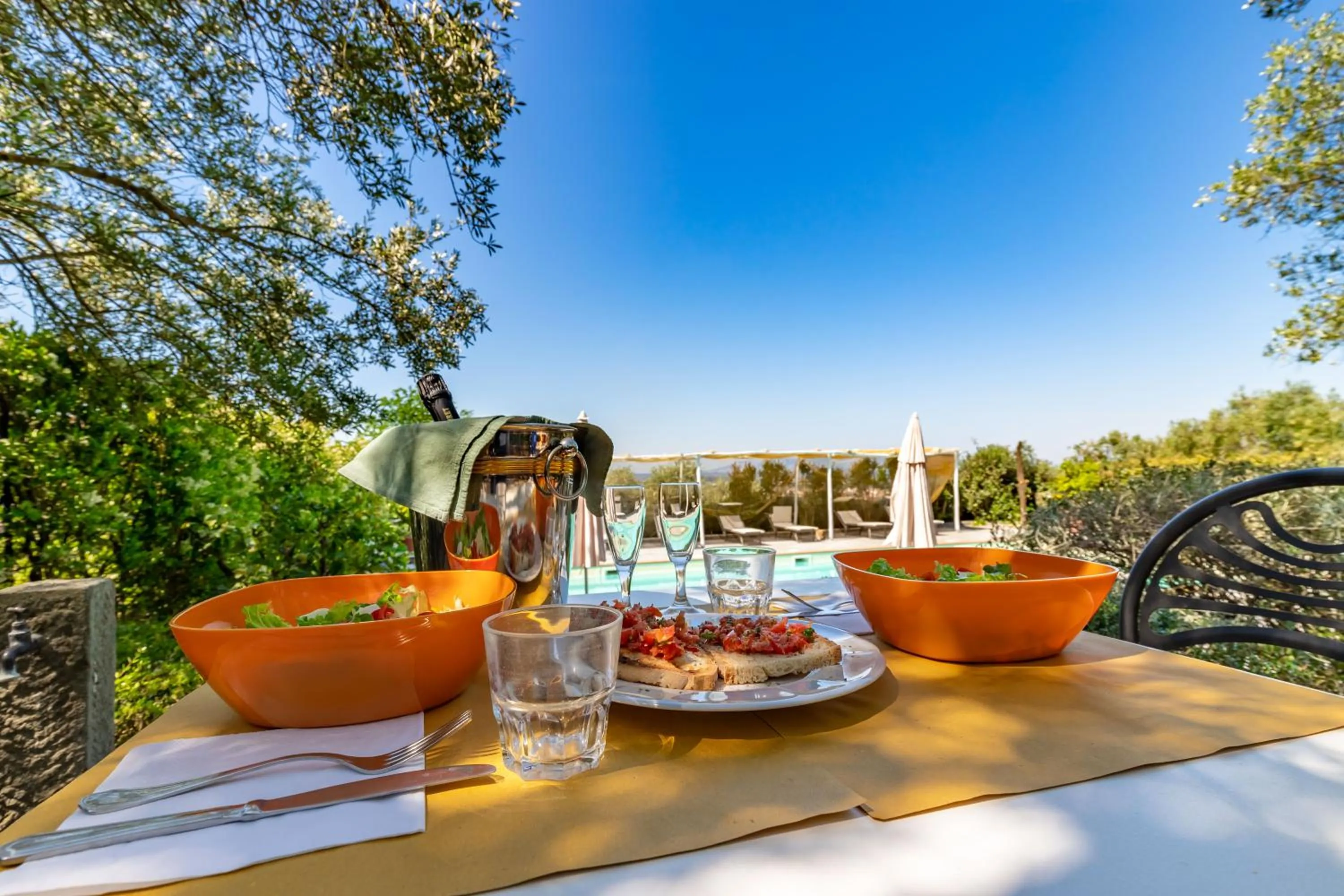 Food and drinks in La Casa Medioevale