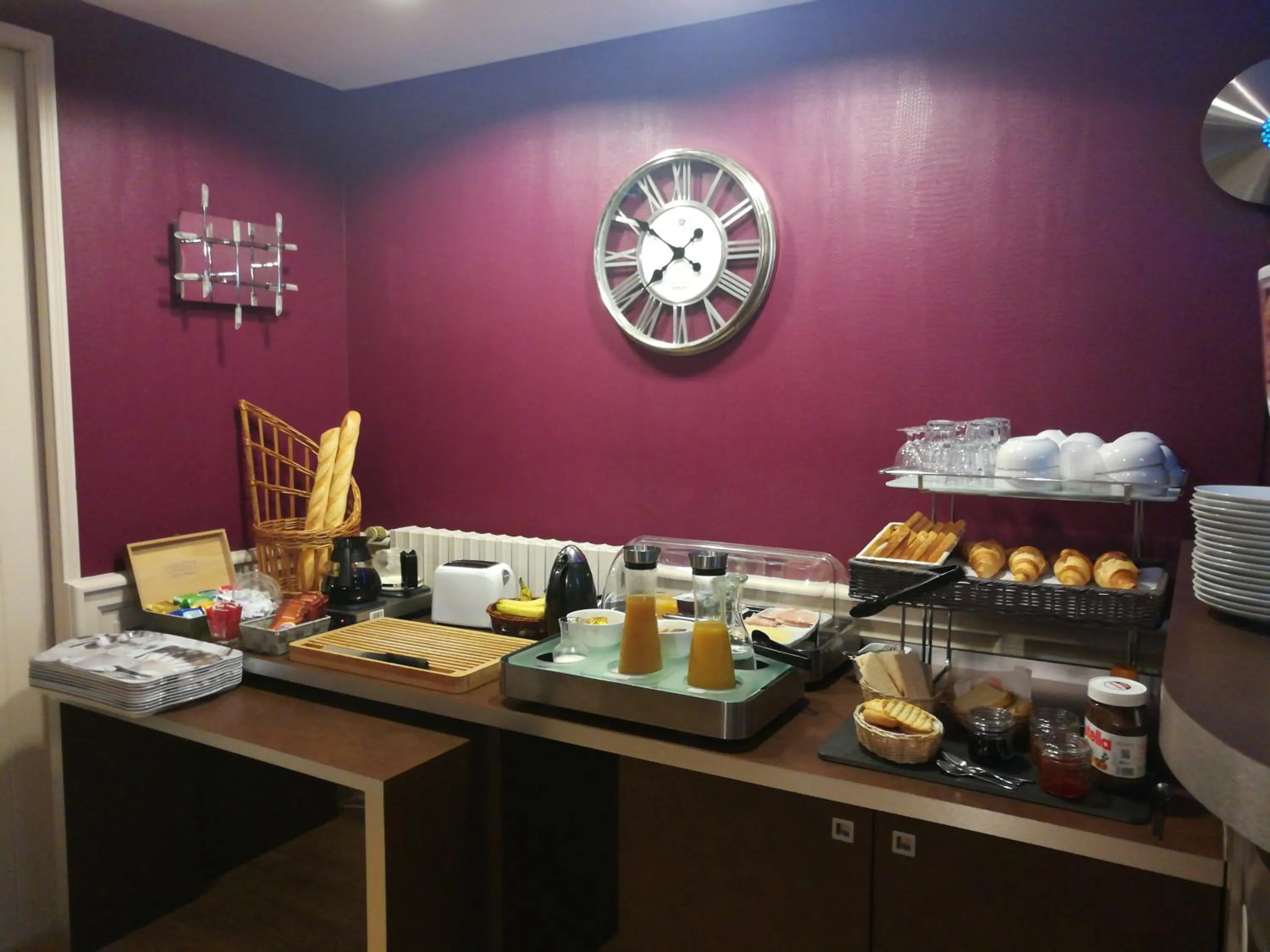 Breakfast in Contact Hôtel du Relais Thouars