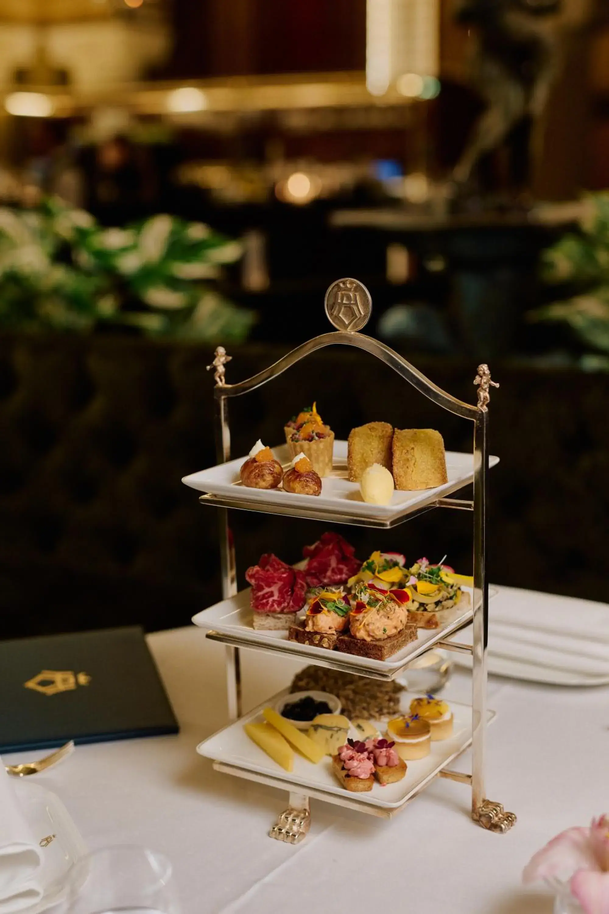 Restaurant/places to eat in Hotel Bristol Restaurant/places to eat in Hotel Bristol